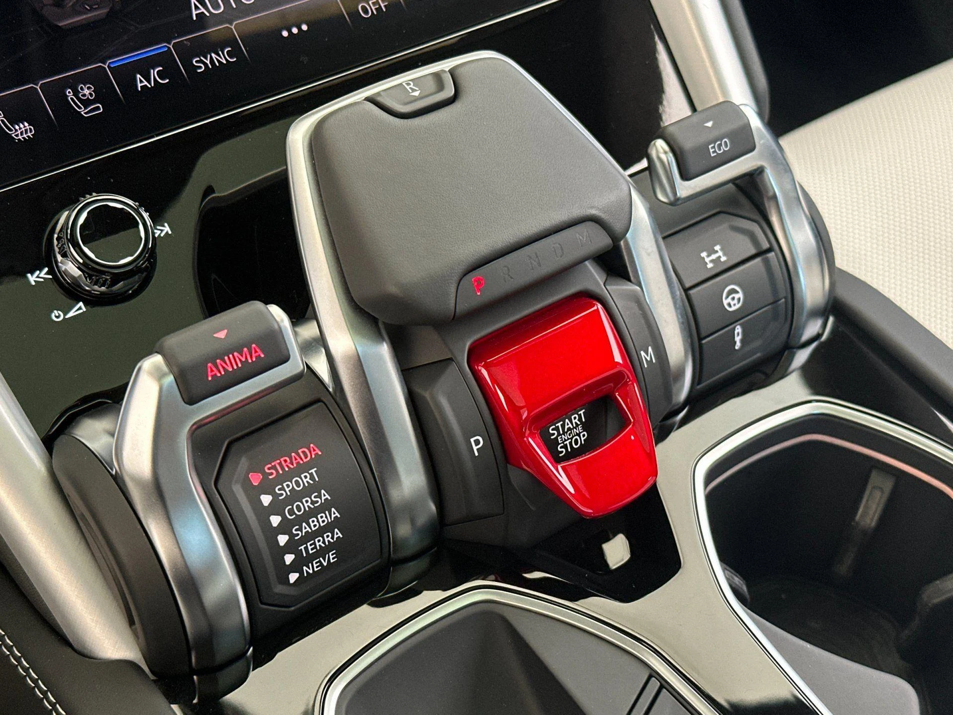 mph025_2031865963_Used_2020_Lamborghini_Urus_1775203732_ee781aaa9e