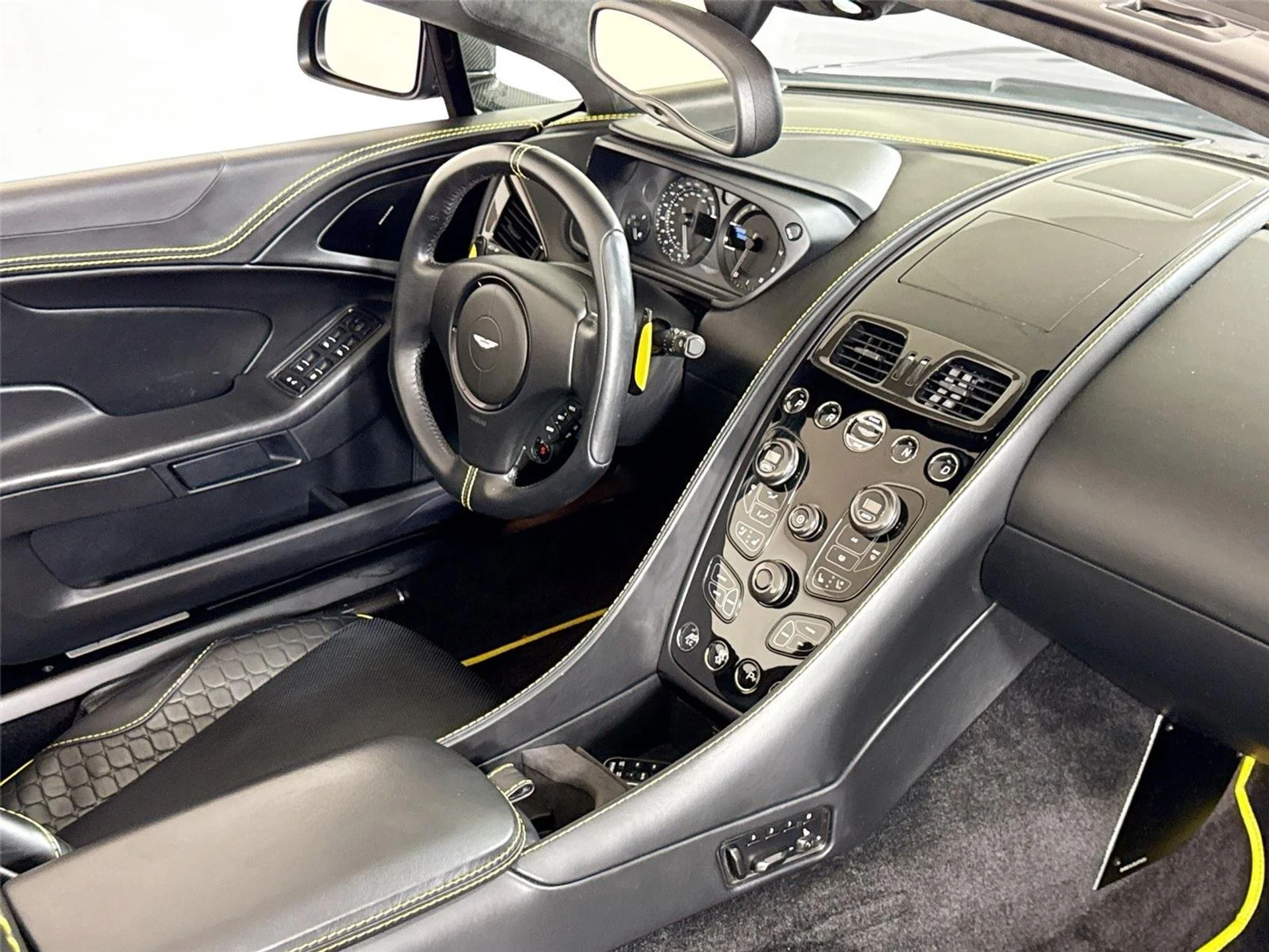 mph025_2034910820_5eab617a7e22be120670c60b369b6323_f4542ea1eb