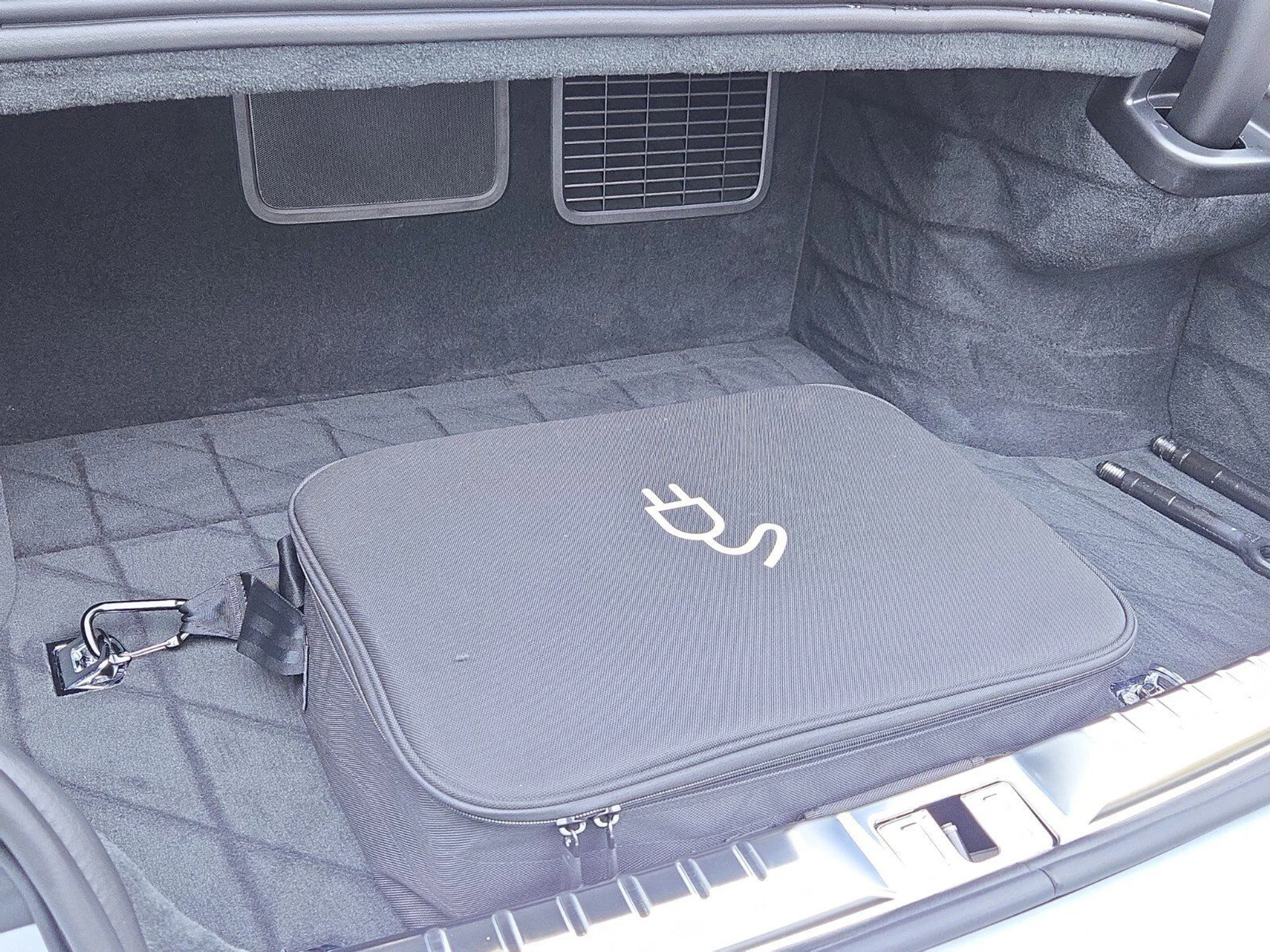 mph025_2039934016_166ad27598368b03e7253d1a49aa818fx_f715978d3f