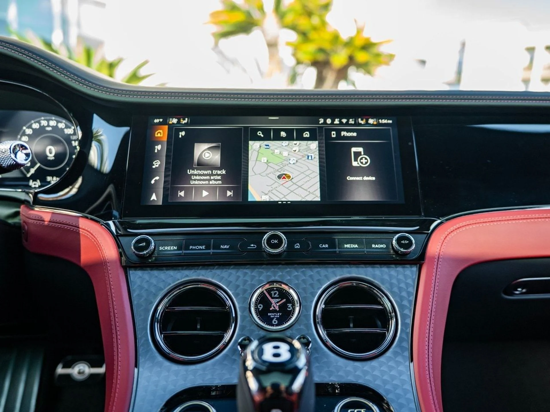 mph025_2044751405_c63a3ea3a981072a90388186856bef8ax_9d1c798da4