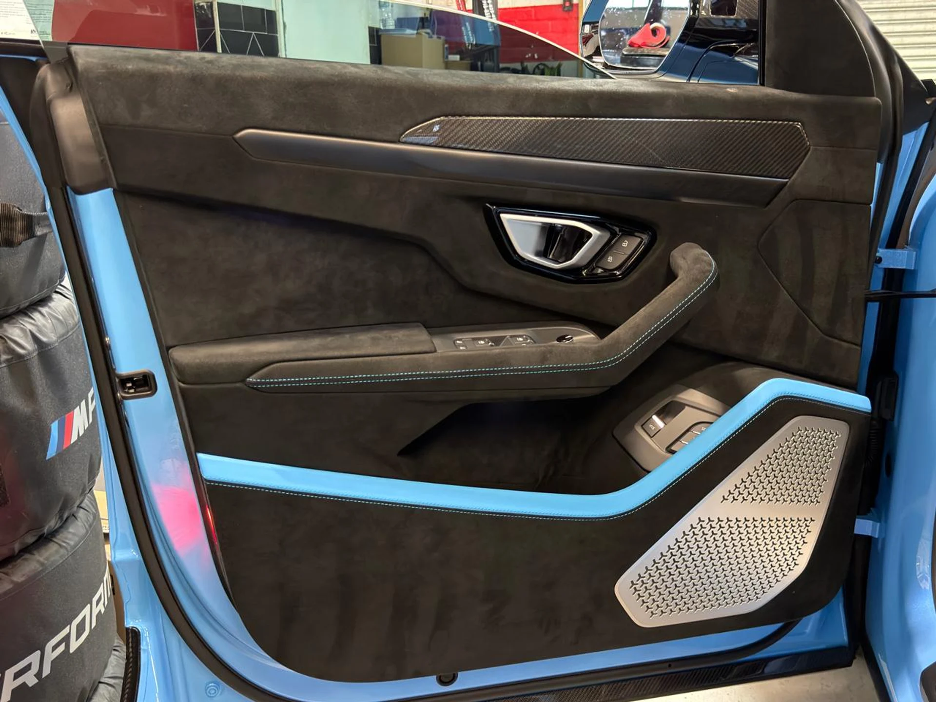 mph025_204984144_639120274401103595_49079410aa