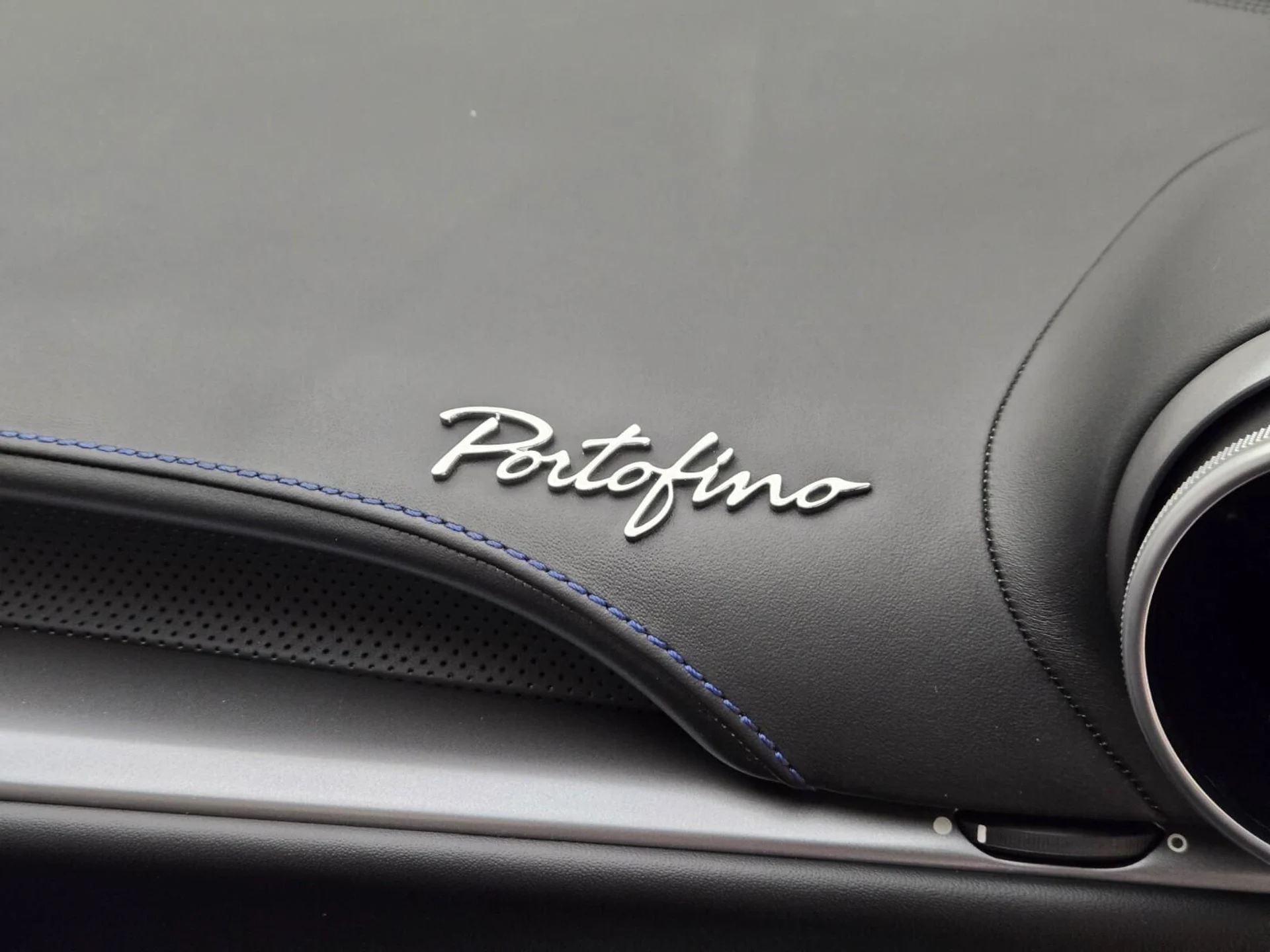 mph025_2051961181_Used_2019_Ferrari_Portofino_1754634659_7ee99e6299
