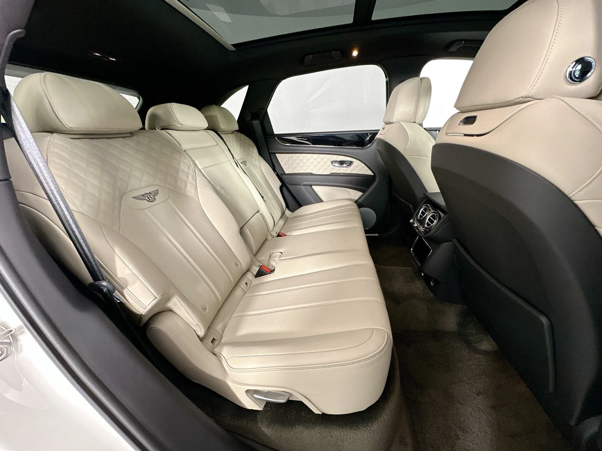 mph025_2056450077_26_9863c876c7