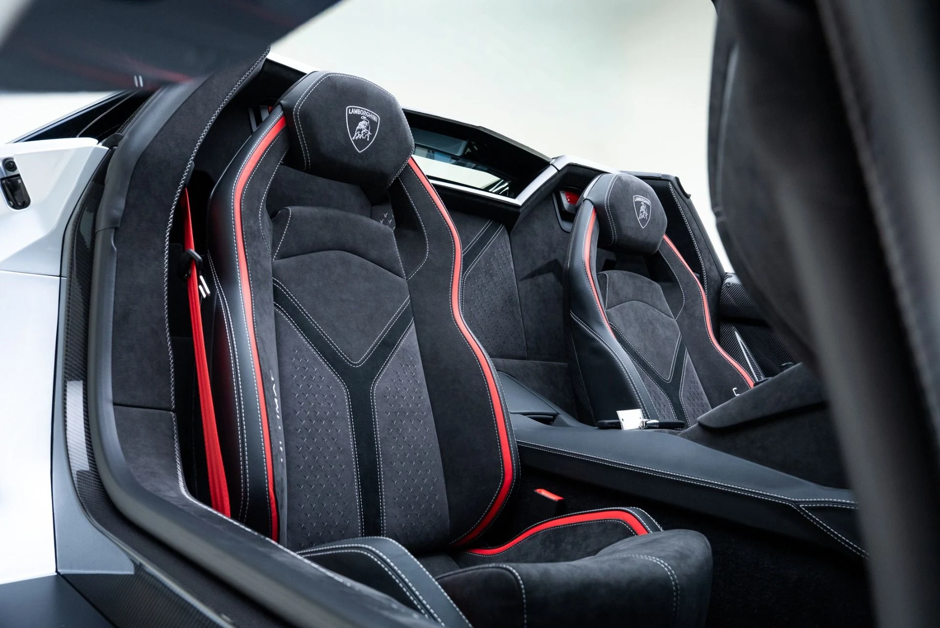 mph025_2057143971_Used_2022_Lamborghini_Aventador_LP_780_4_Ultimae_1773941159_741a17d39c