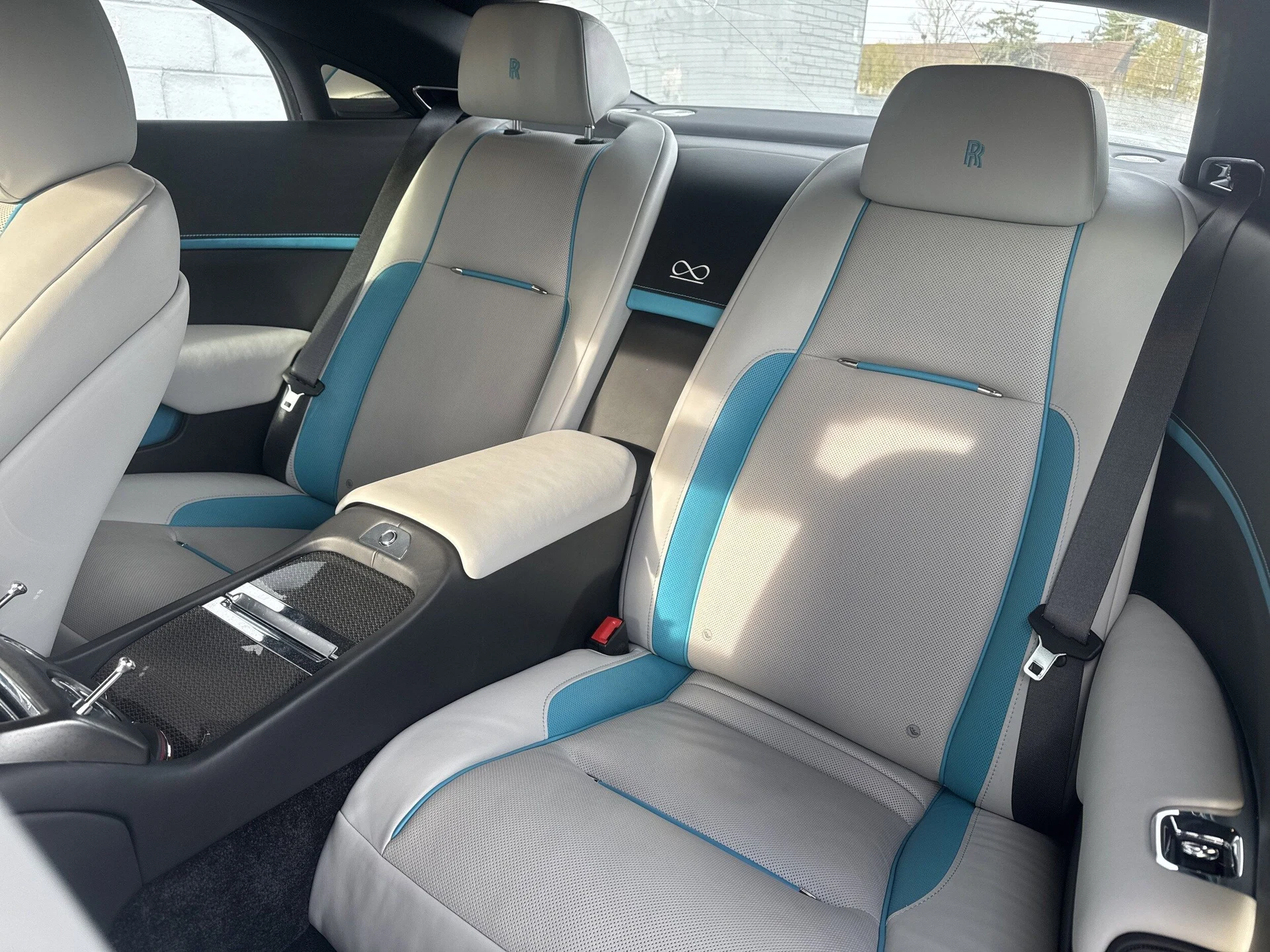 mph025_2066377836_fa40b0f2c32c20c161ac0713ceeb0926x_61385ab06a