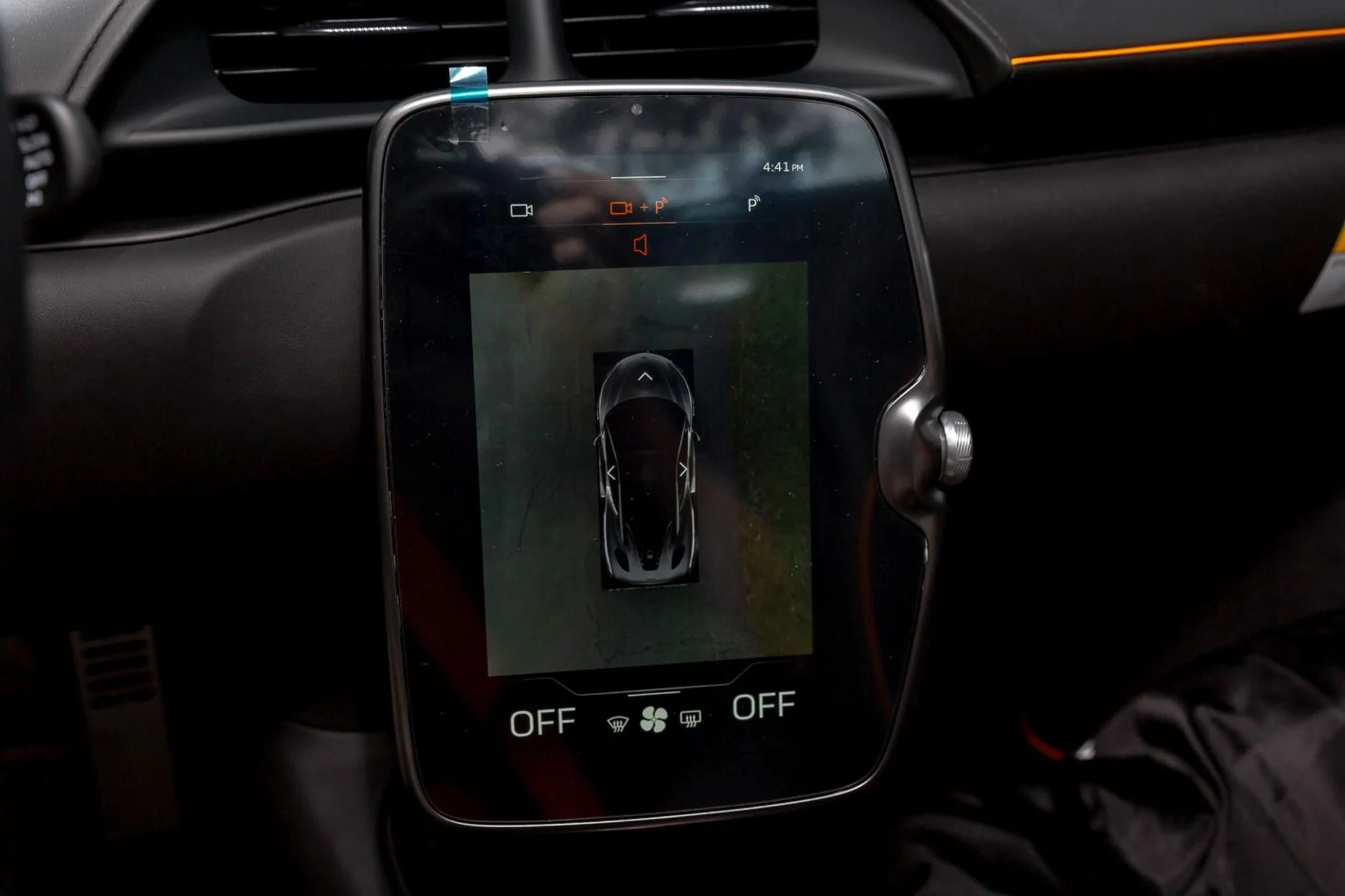 mph025_206798284_457_p26_l_b1866a294c