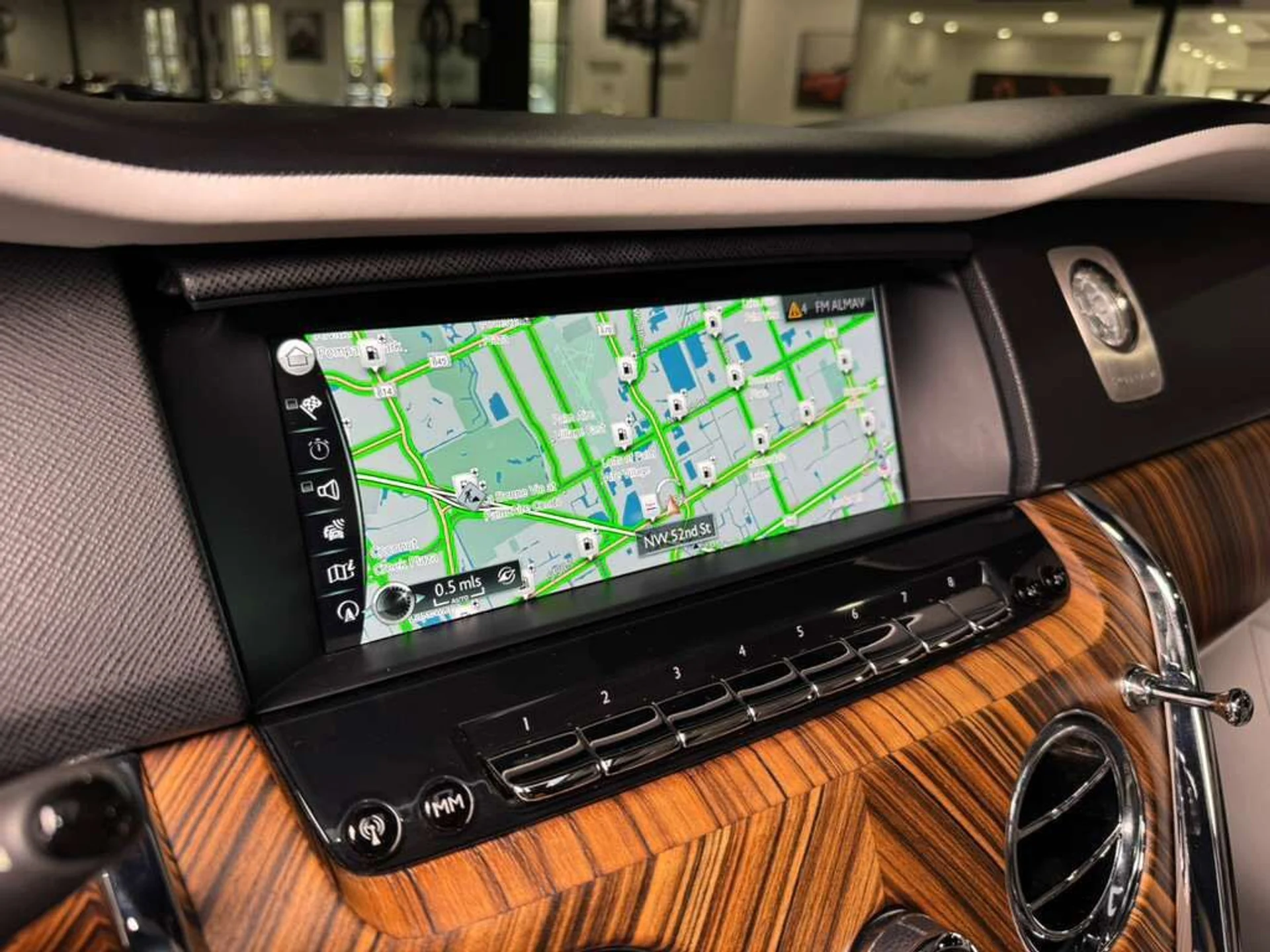 mph025_207634873_94c6701a724bae34ad9135e418ec632b_99ca478046