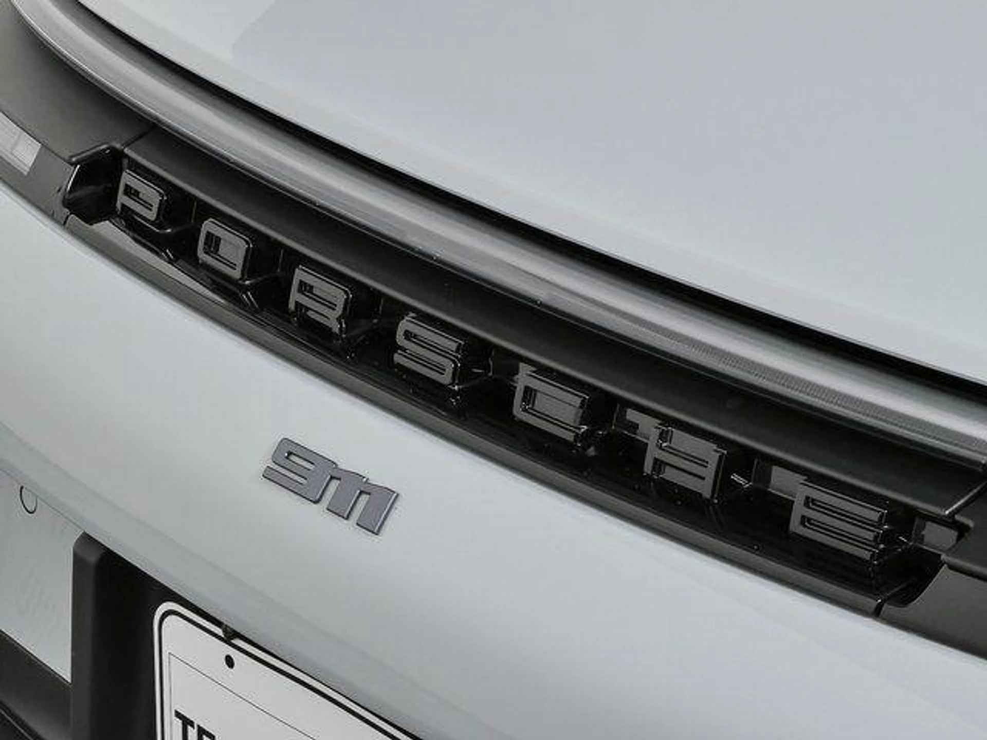 mph025_2085555461_rr_M_Cl_AW_d_Gwi_Rm_XZ_Jqq_PE_Qhs2sg_453127eac5