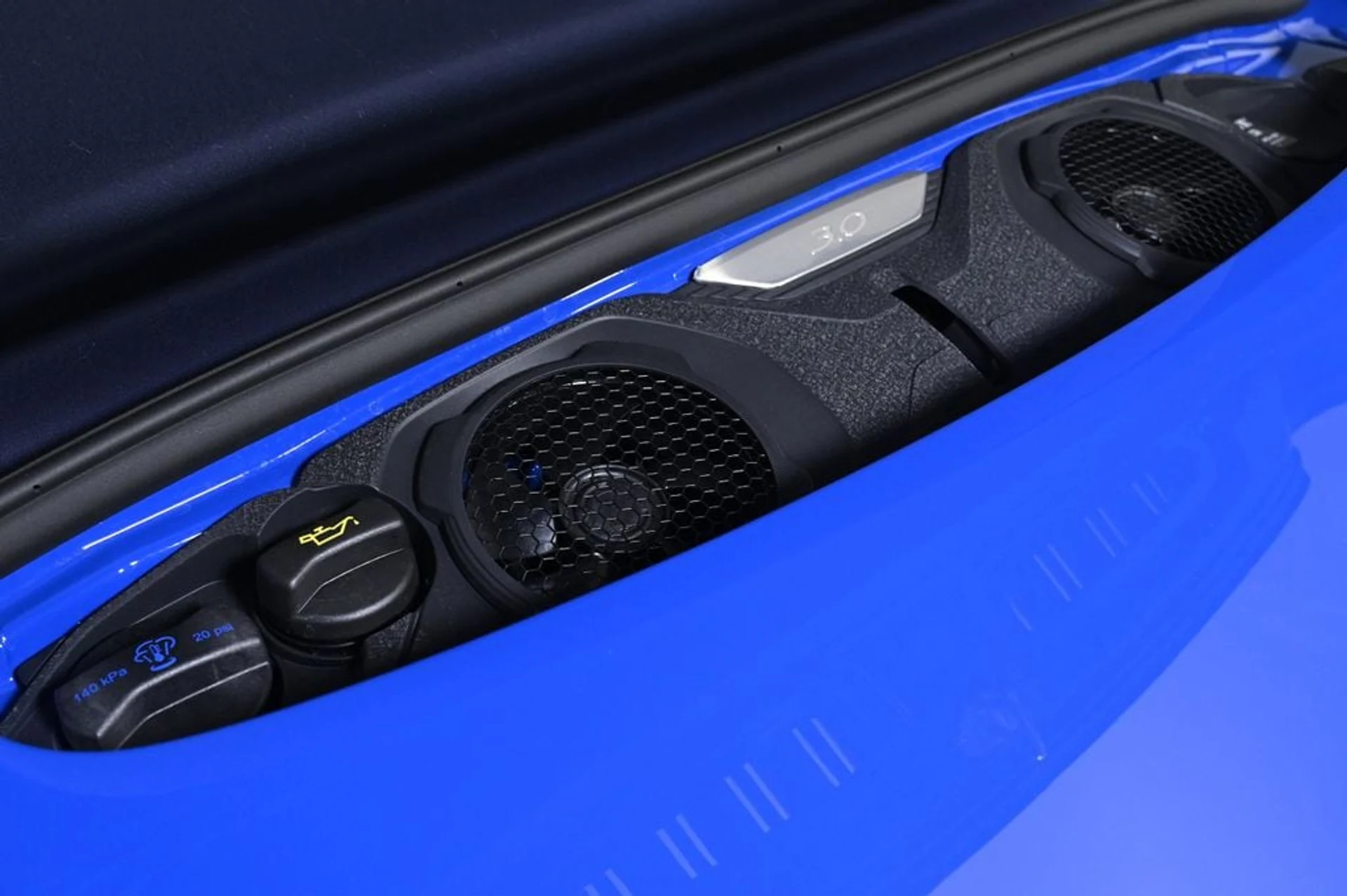 mph025_2086261455_06b99097429d555f46774398d13351bcx_bfc36e34fe