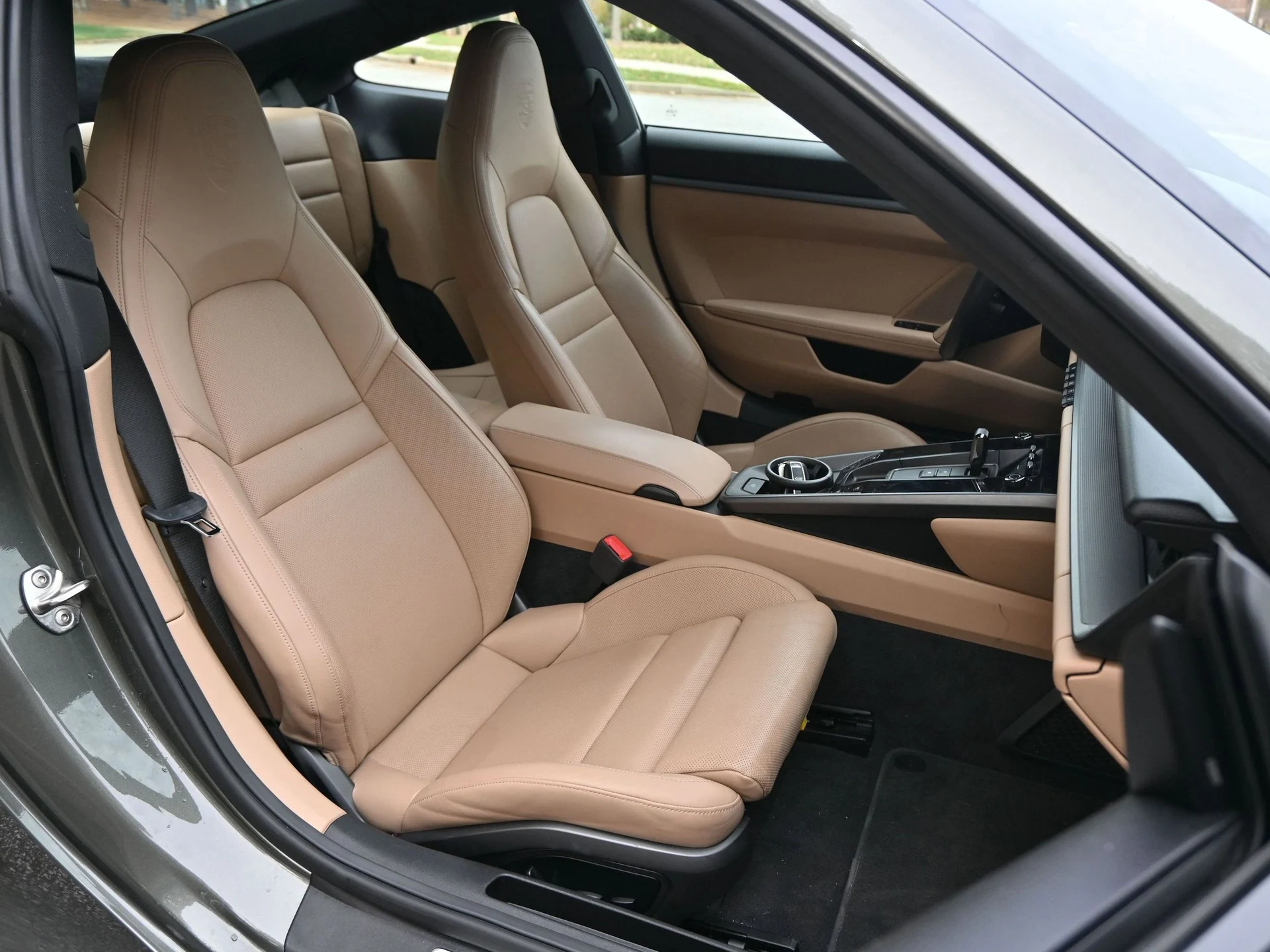 mph025_2097259396_adab45f3888d259c9e7a8812ad1a6d81x_674d27ec32