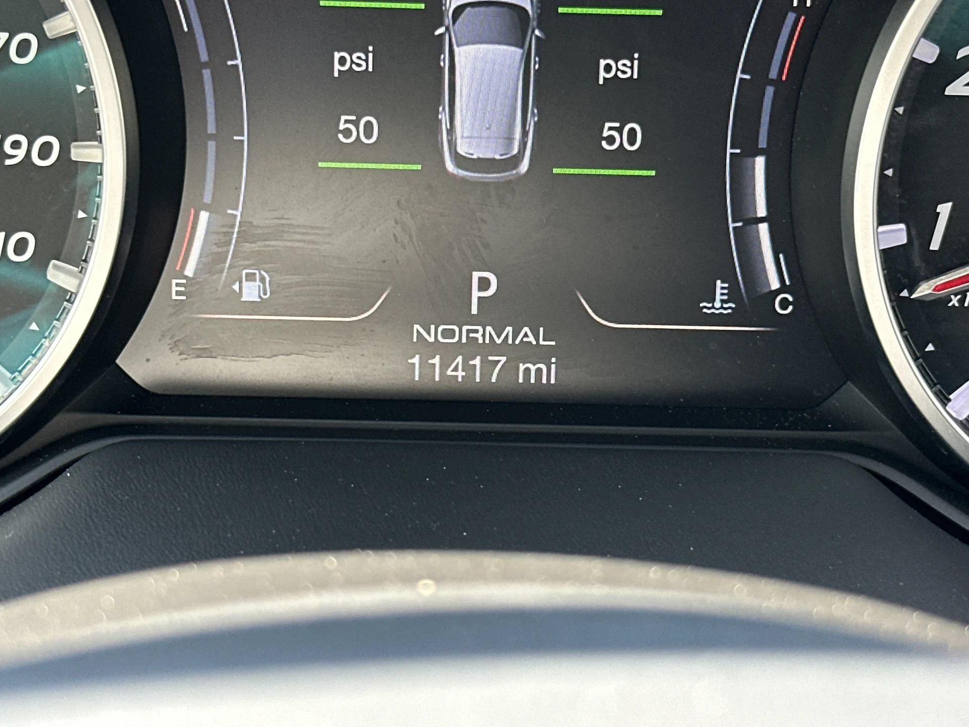 mph025_2097978425_26_8908e0c4b9