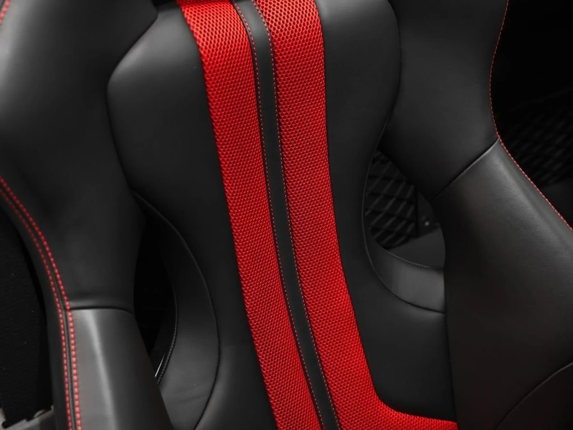 mph025_210808507_26_55cd990e04