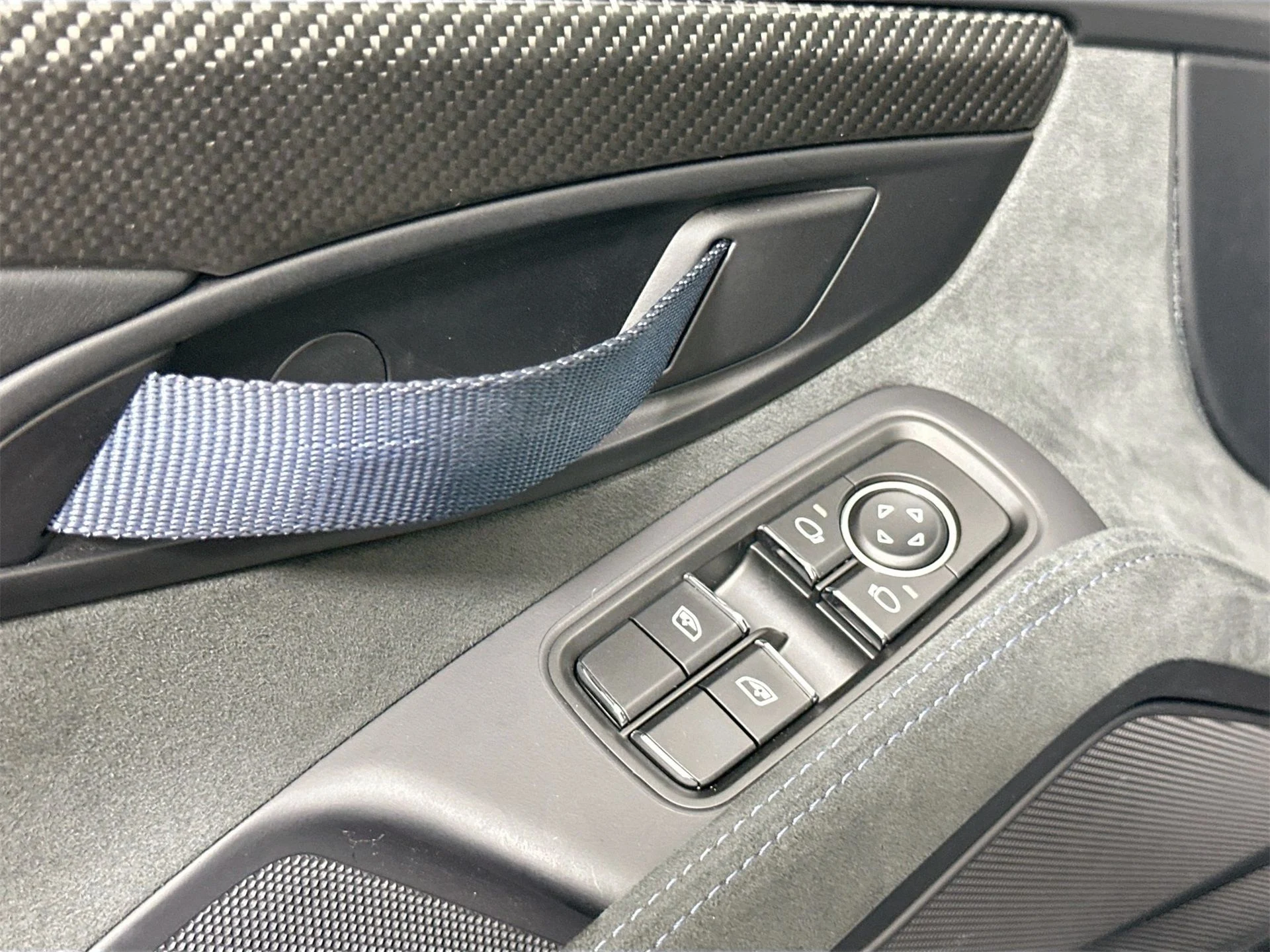 mph025_2112360076_21bac4123cd393d3bce46e54abb5d7e6_f368ed3658