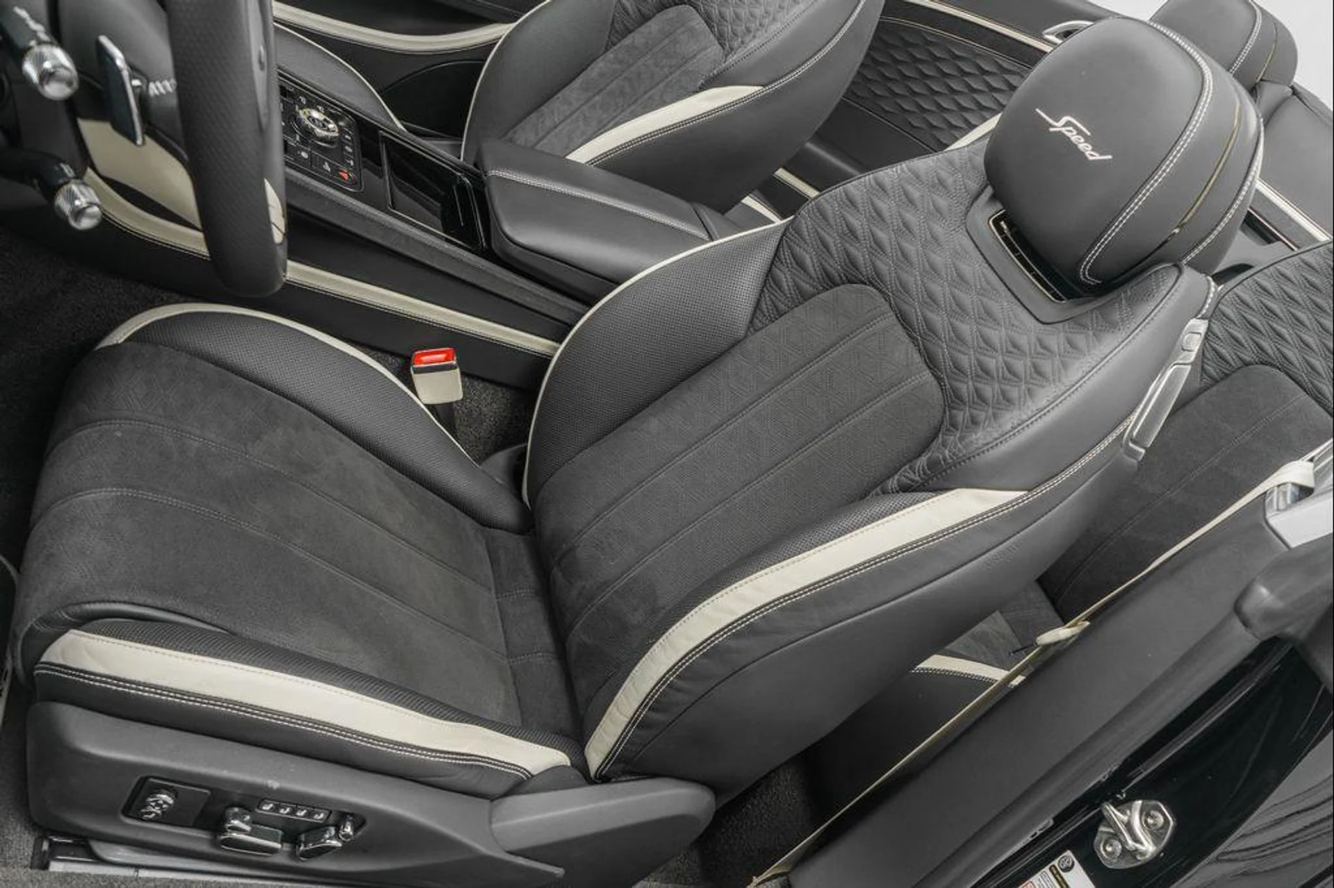 mph025_211239808_8_N_I6_O_Yjx_Q45_A1_XDY_5_JX_9c8_Yphw_16326a5946