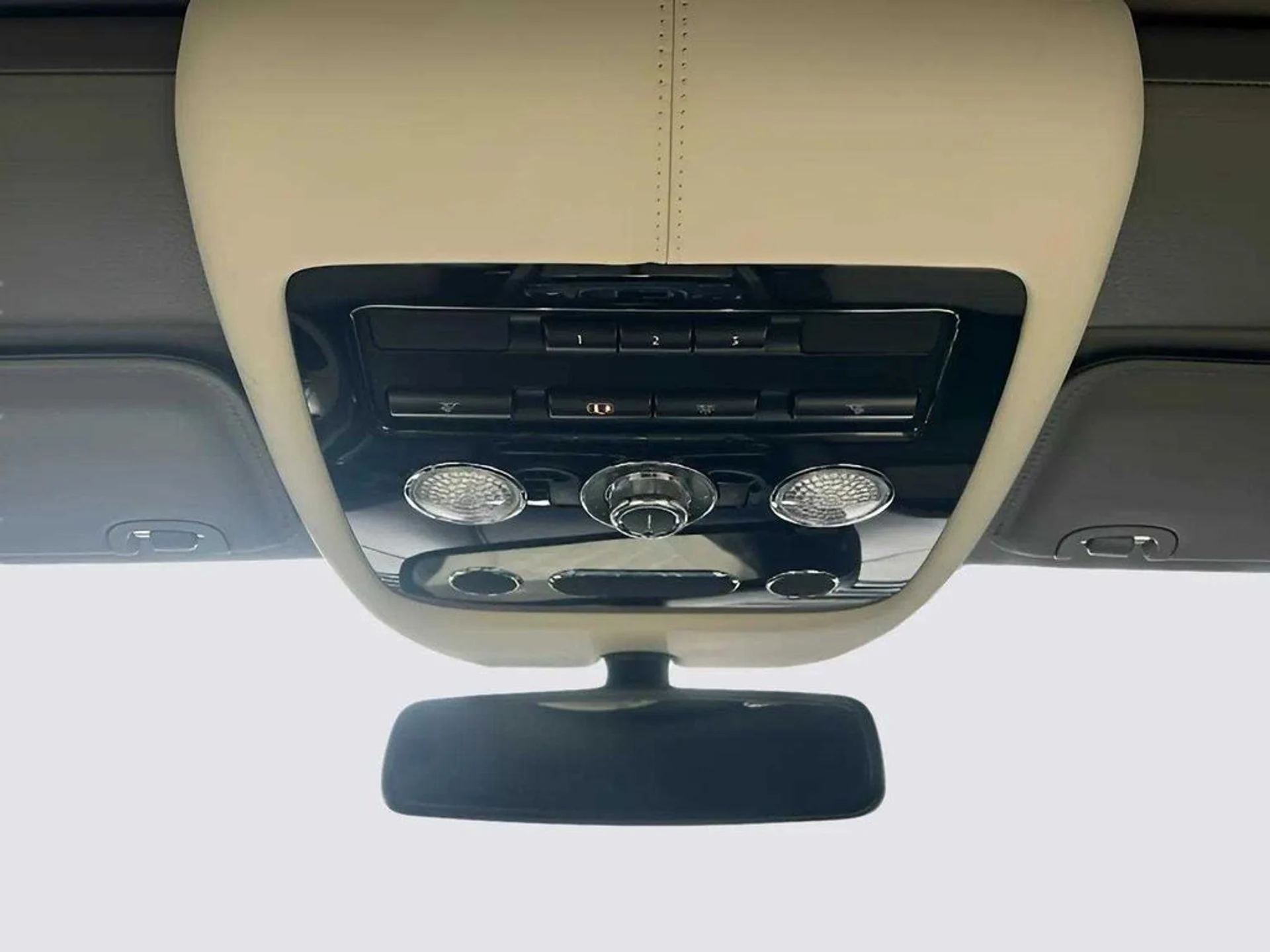 mph025_2112862006_e697b76597929958a67004af200e5140x_9e14d09994