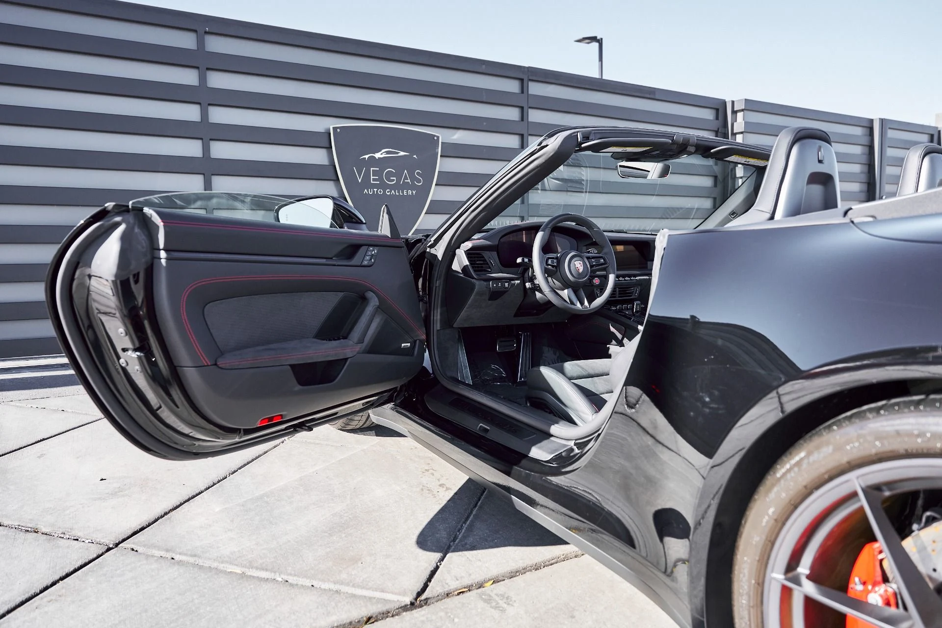 mph025_2122500392_Used_2026_Porsche_911_Carrera_GTS_1767062881_7c3dc01d8a