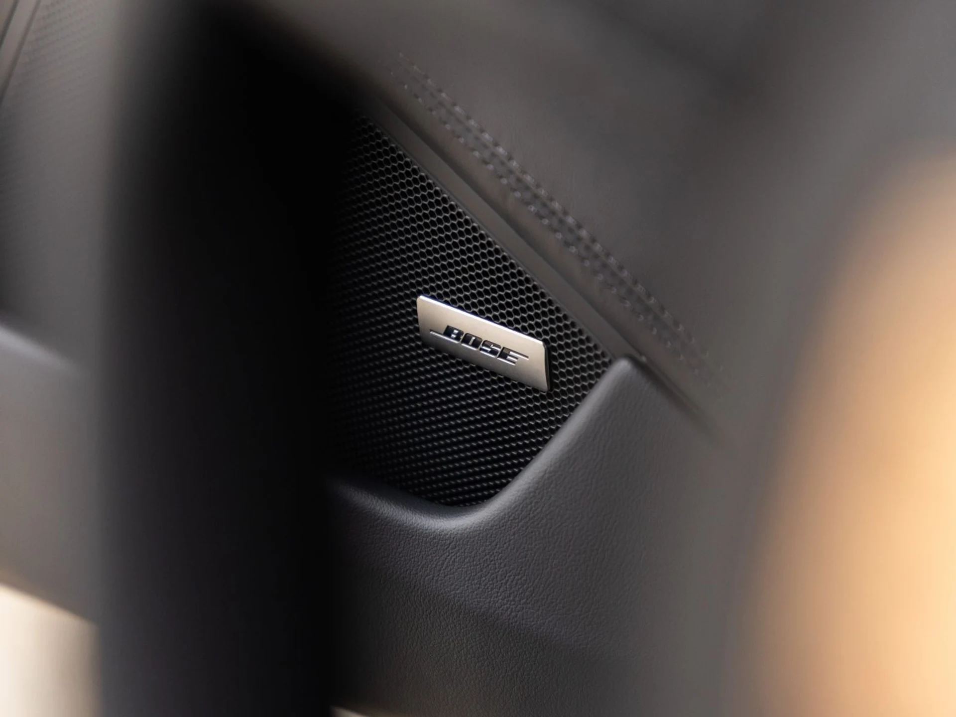 mph025_212316500_26_3e204905b0