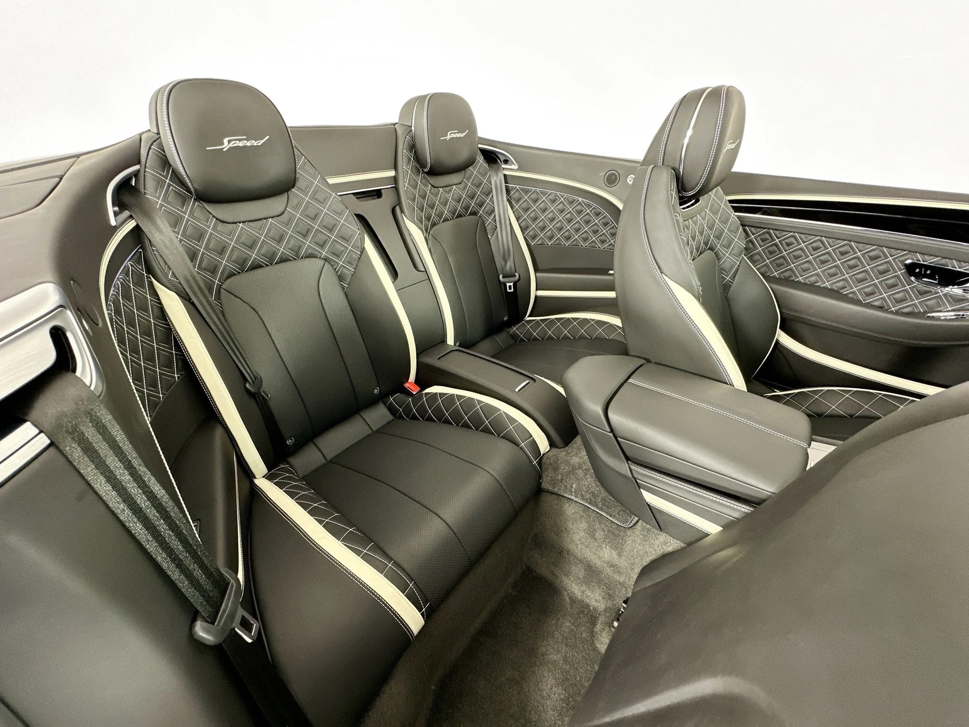 mph025_2124640162_26_0980329da2