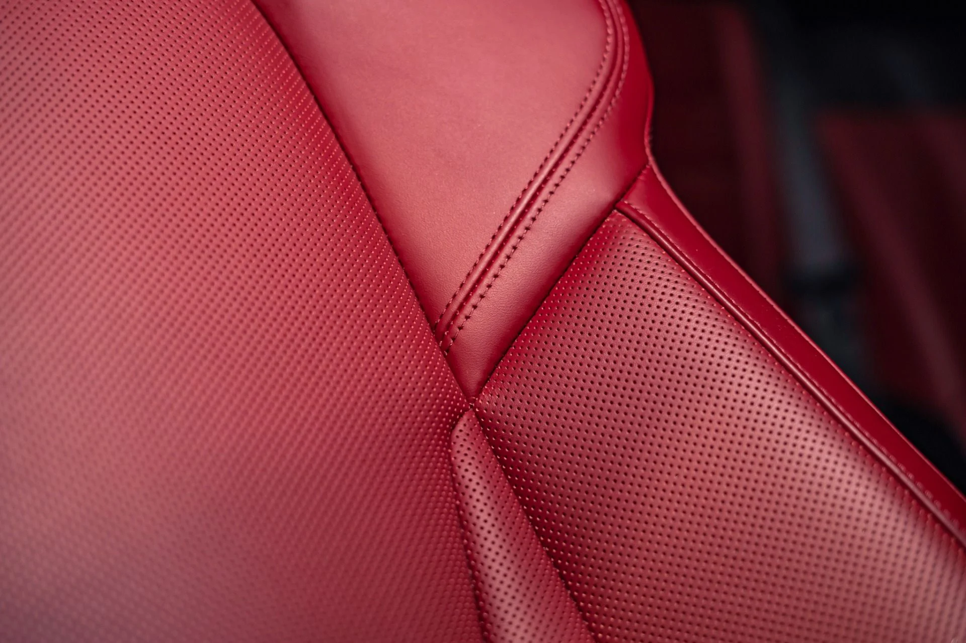 mph025_2126650176_Used_2022_Porsche_911_1776272111_6d8a60add6