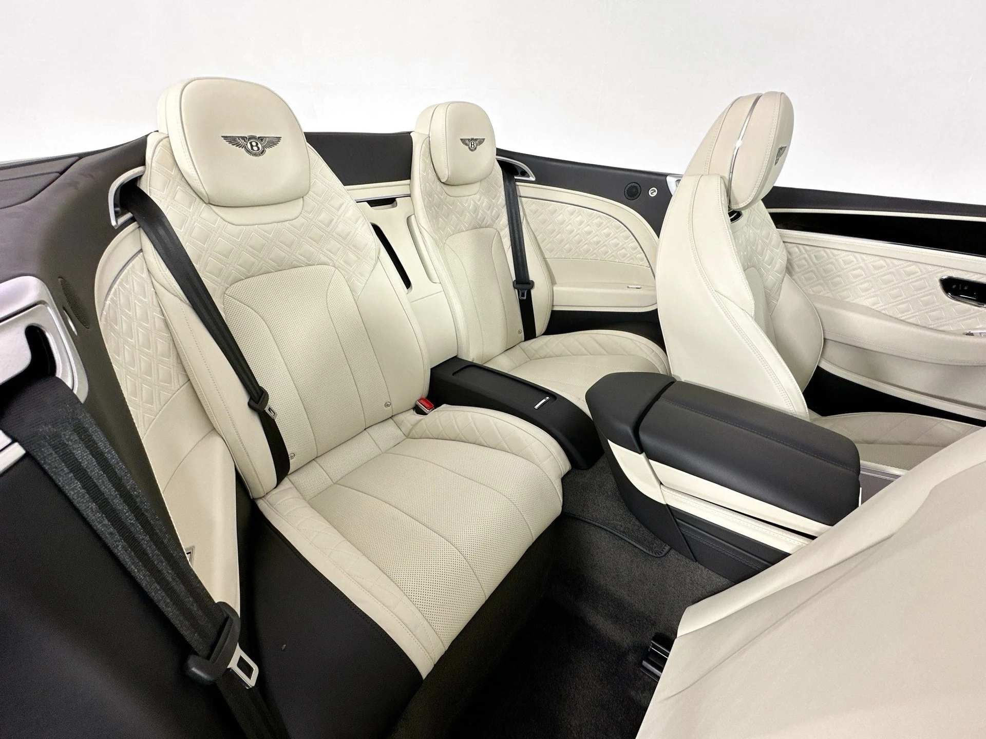 mph025_2130191937_26_f90c3f20ee