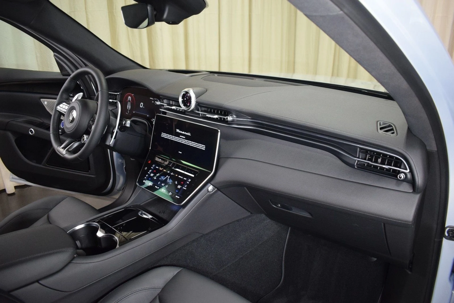 mph025_2131303627_dd651d1abca08cedc4d5b2107cd68f12x_68ddcecd59