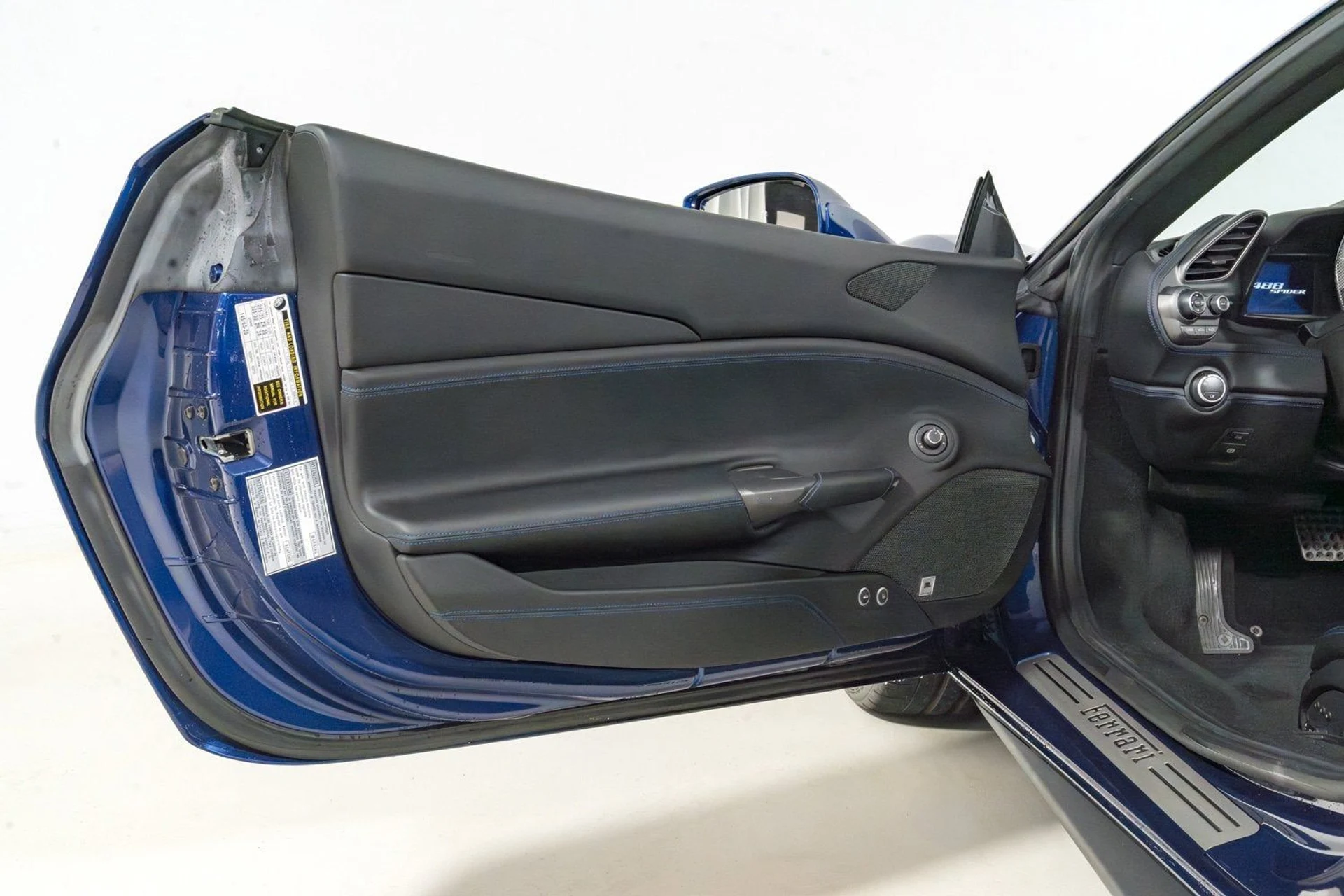 mph025_2134935487_78b6b24552c2430cb1a510c0468d2512_8229f79099