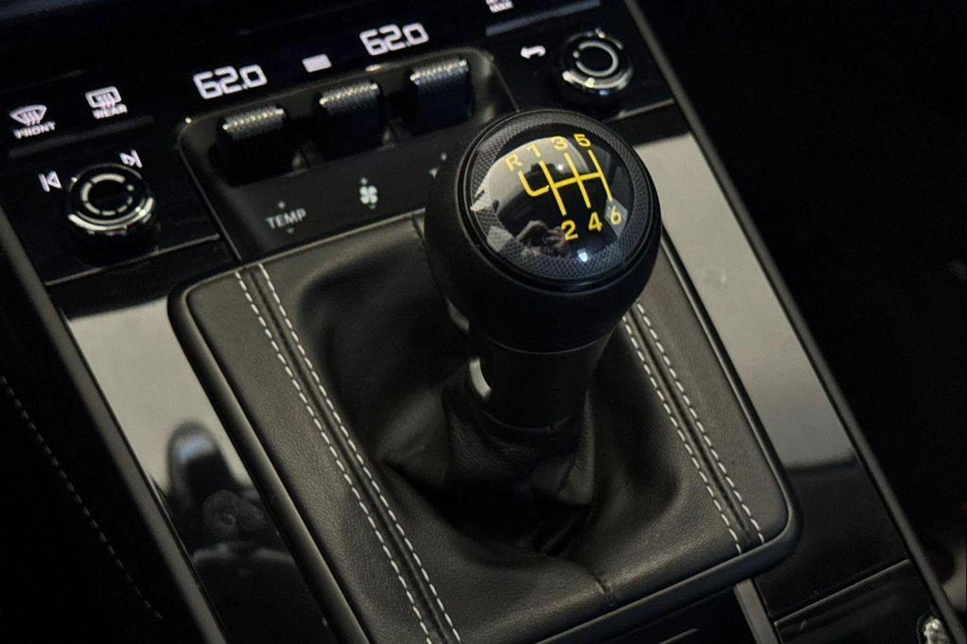 mph025_2136813337_Ir7_L_6bmh_JCQ_Mc4w6_O2_AE_3_Is5o_5fa2deea83