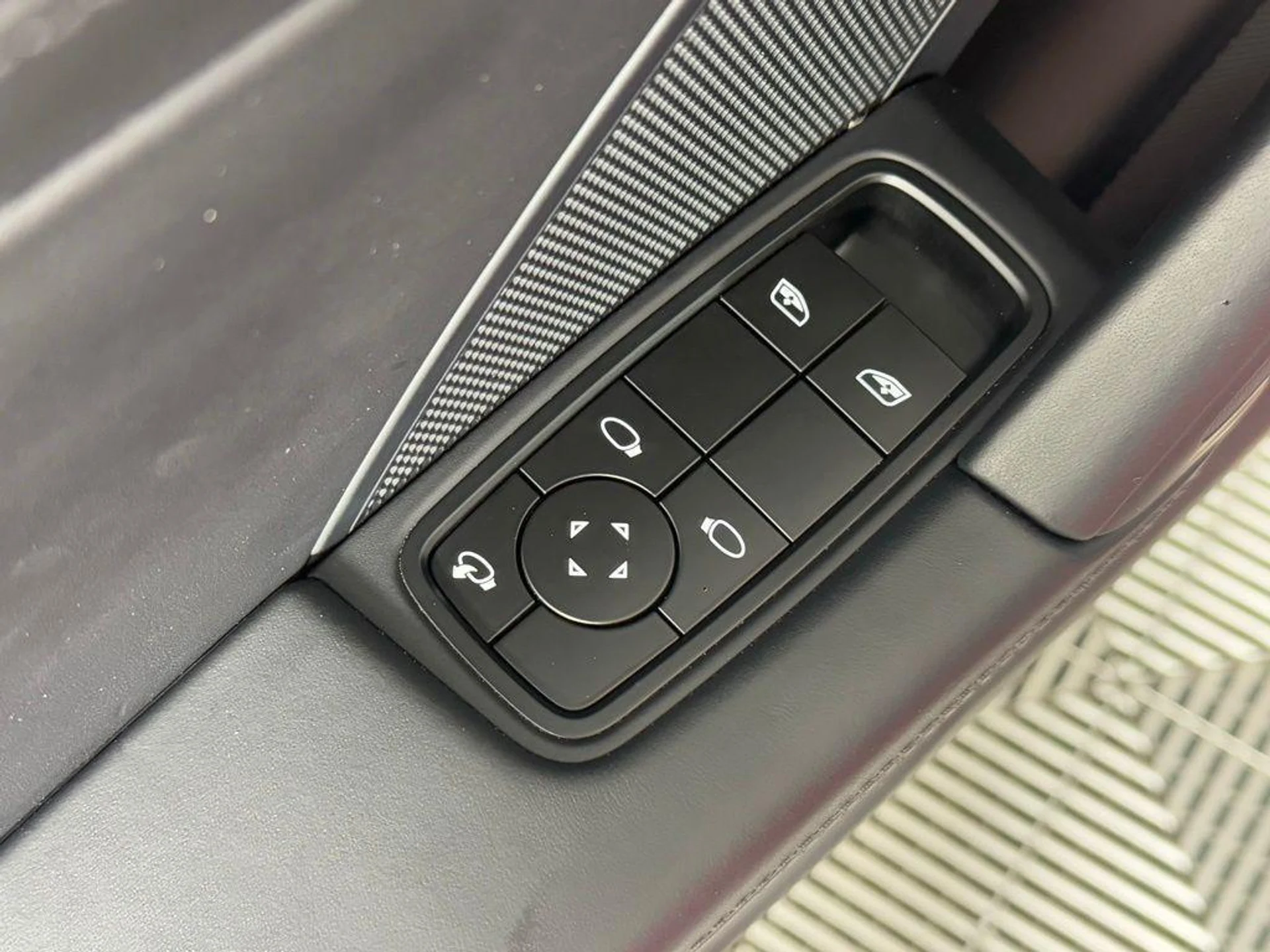 mph025_2137575572_it_I_B8_Tc_JO_0r_R5y_BA_Ealyxm_Q_Jw_45bcbbfdde