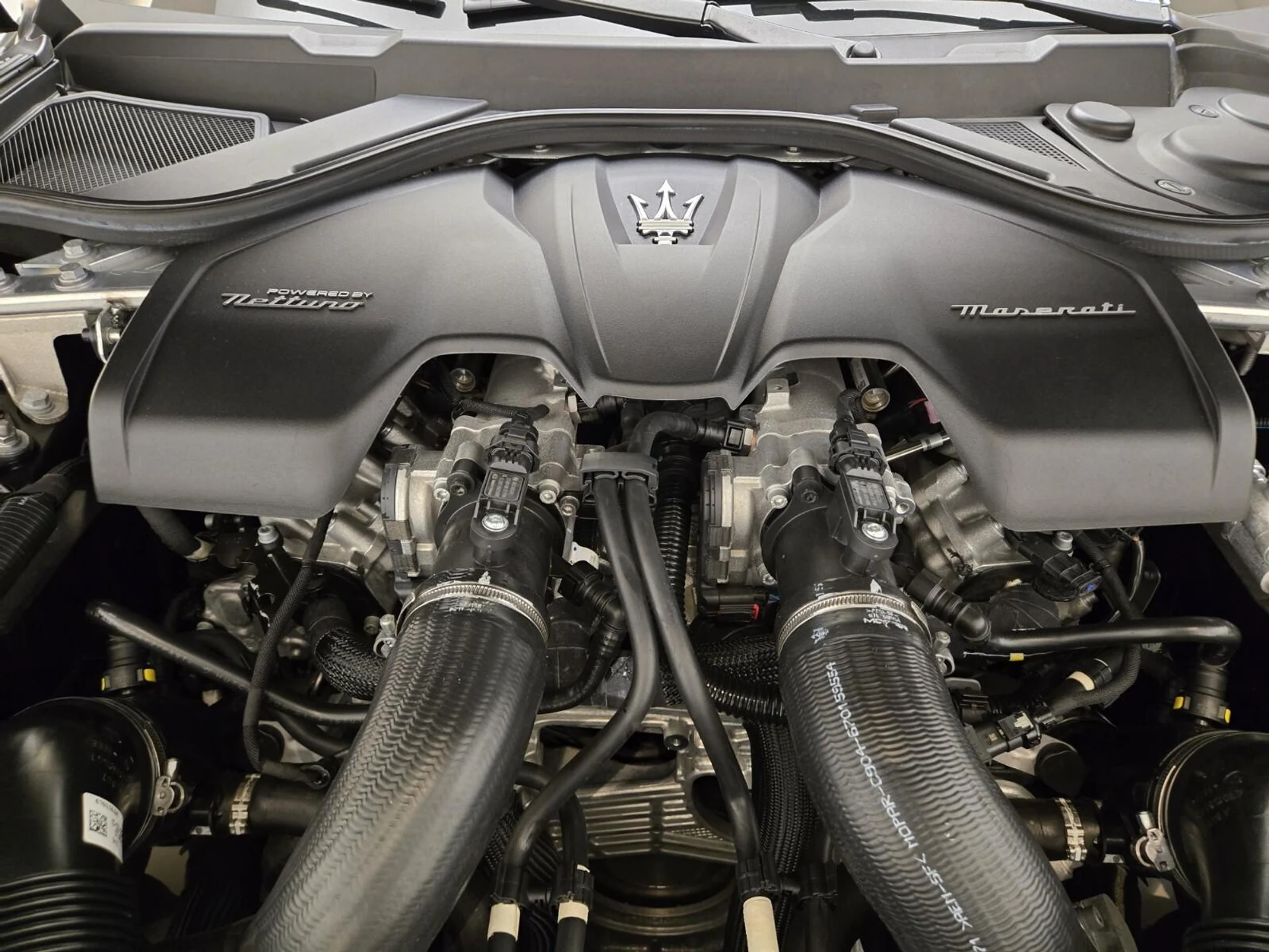 mph025_2146341379_Used_2024_Maserati_Gran_Turismo_Modena_1745664046_6bc53d28e6