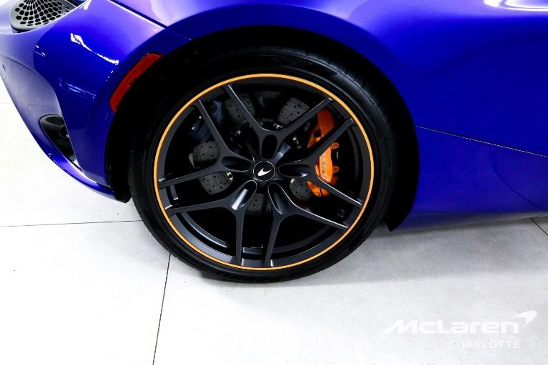 mph025_2149886204_Used_2024_Mc_Laren_750_S_Spider_523a09a248