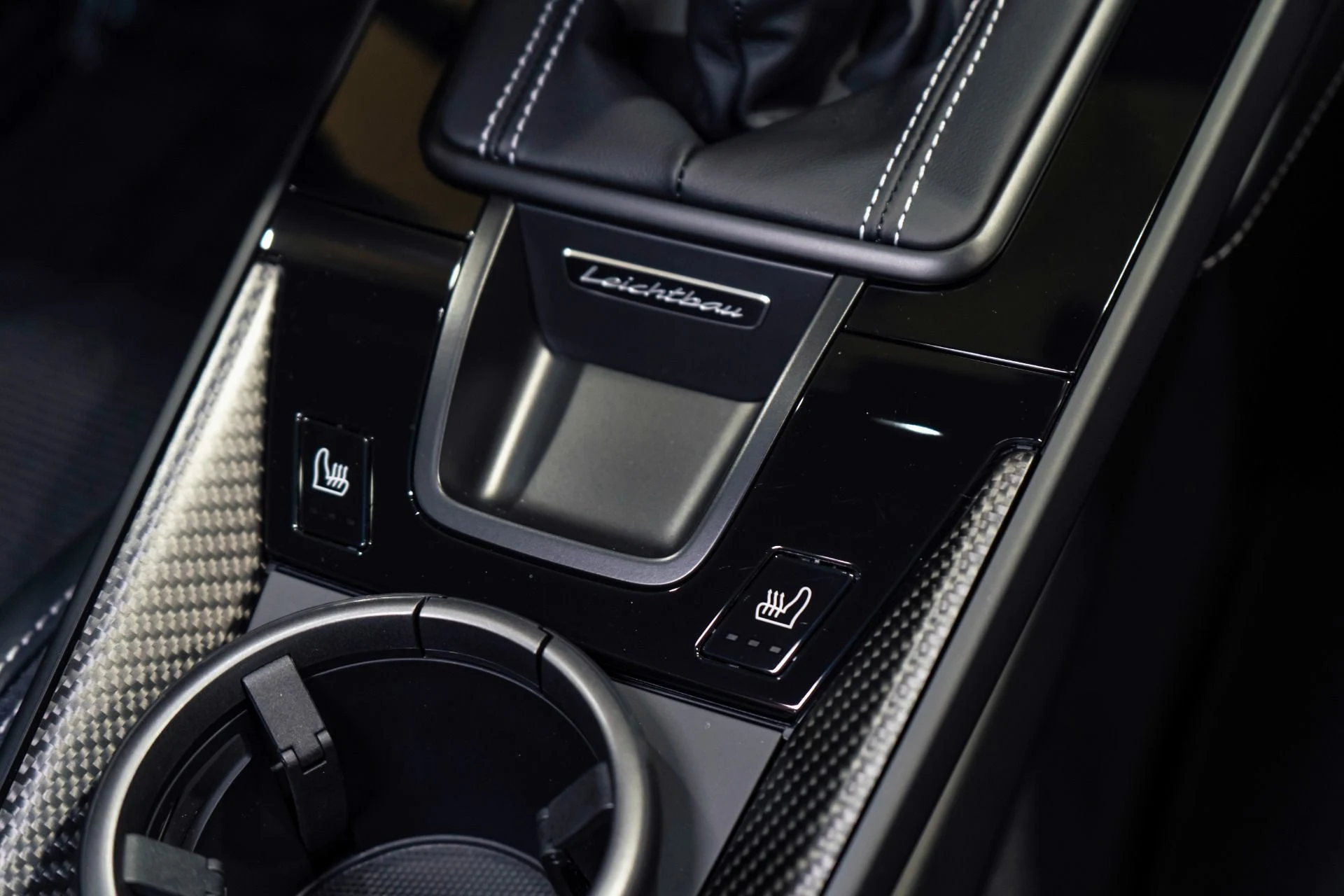 mph025_2163429956_Used_2026_Porsche_911_GT_3_Touring_6_speed_Lightweight_package_1770773876_4b48d5cb11