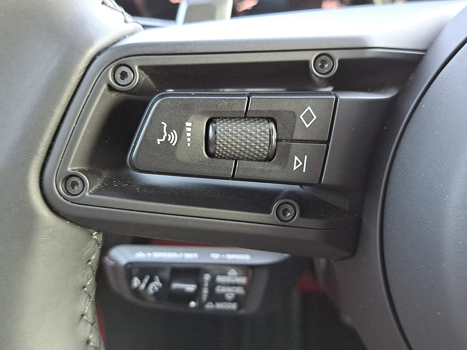 mph025_2169175165_2e9ef14db9587e935e0f7276b081e0c5x_aa2413dc24