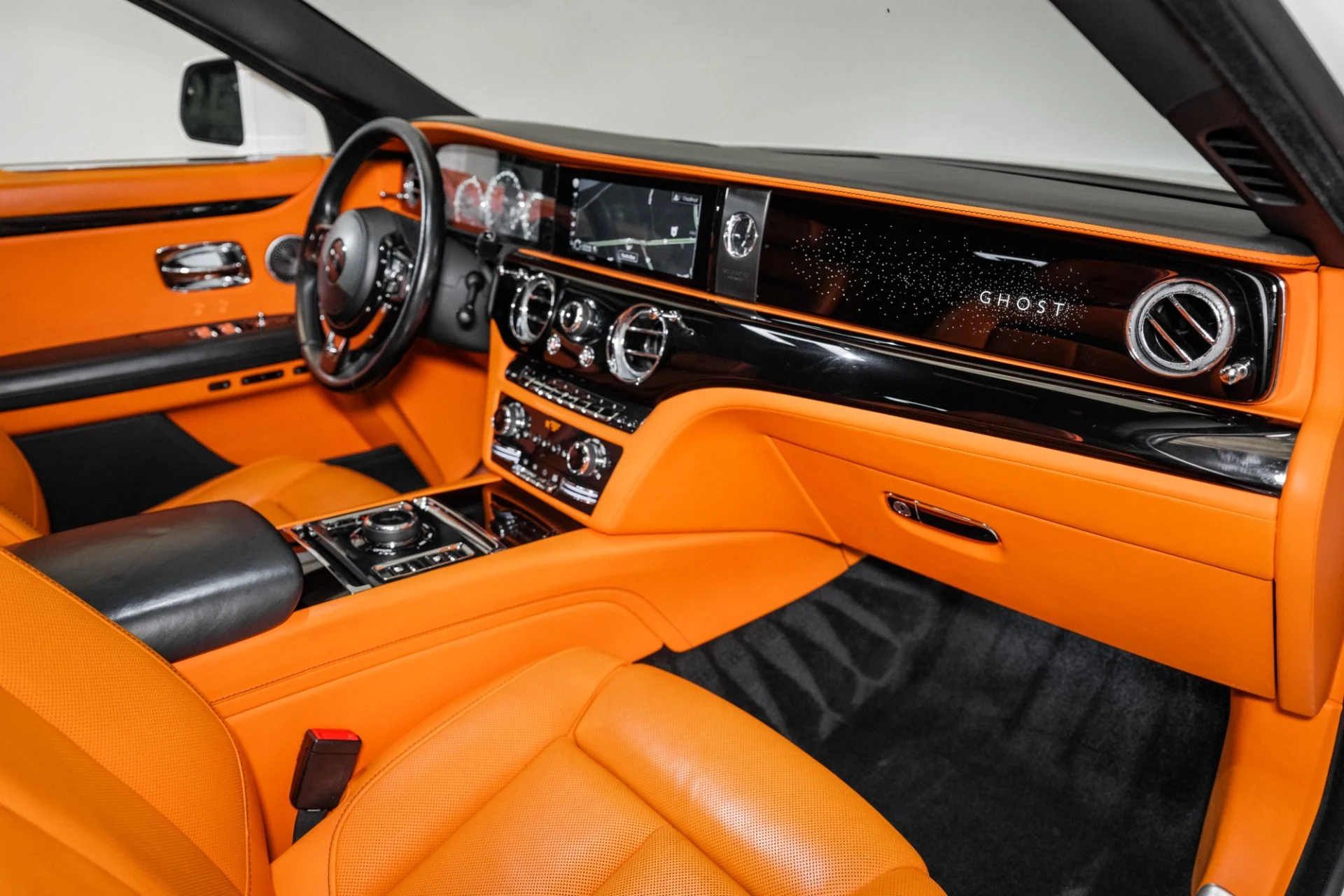 mph025_217665484_Used_2021_Rolls_Royce_Ghost_1753979131_c4fd2a262c