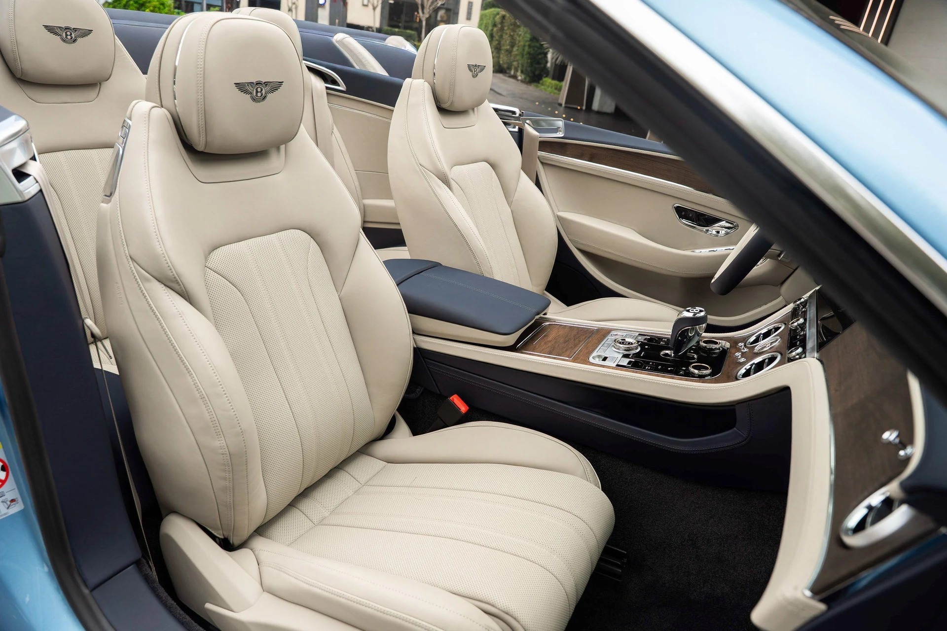 mph025_2178720036_501195975_69b06d82d6285b6da96703a4_7f093680fb