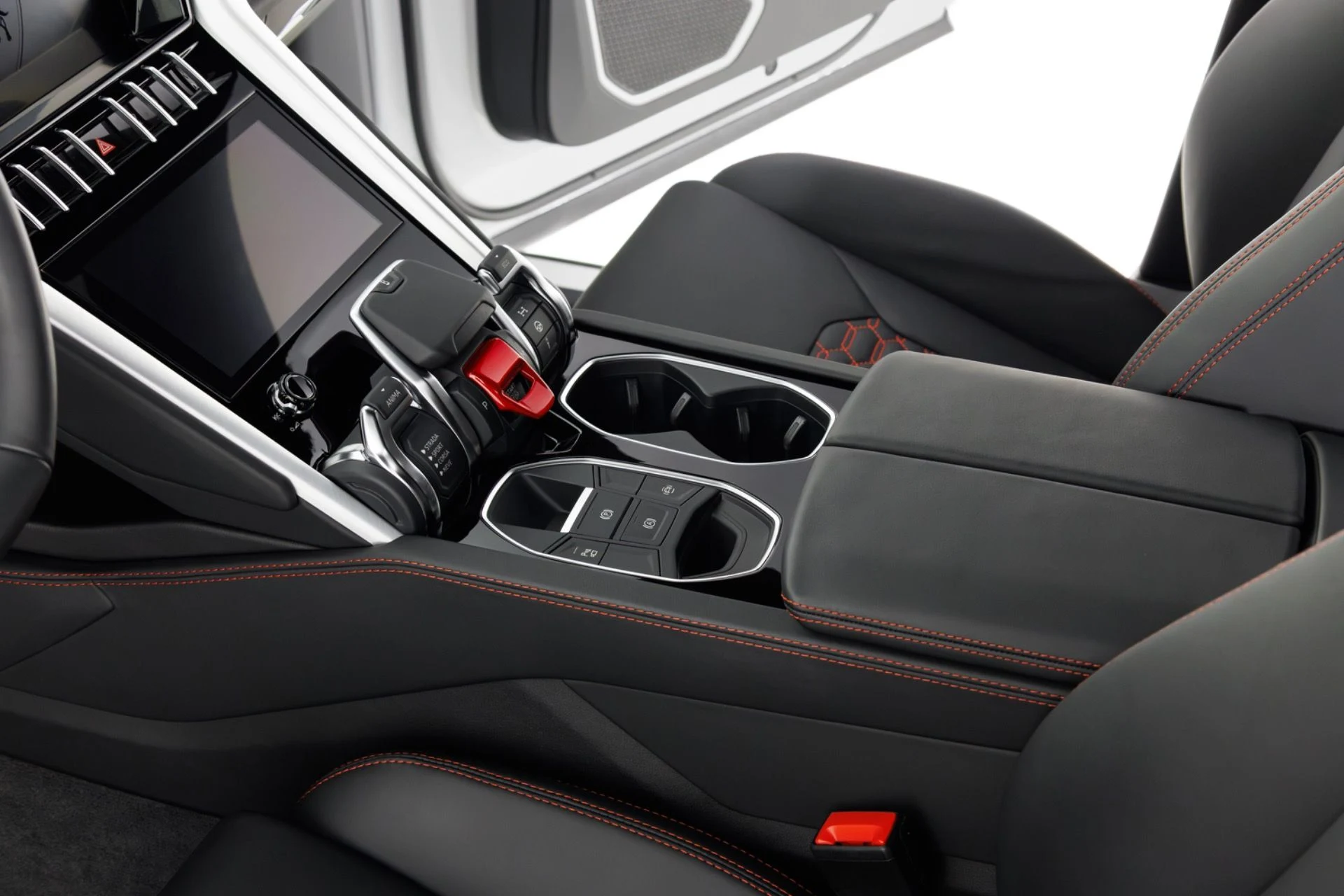 mph025_2179642569_Used_2024_Lamborghini_Urus_S_1788297644_895f9f4131