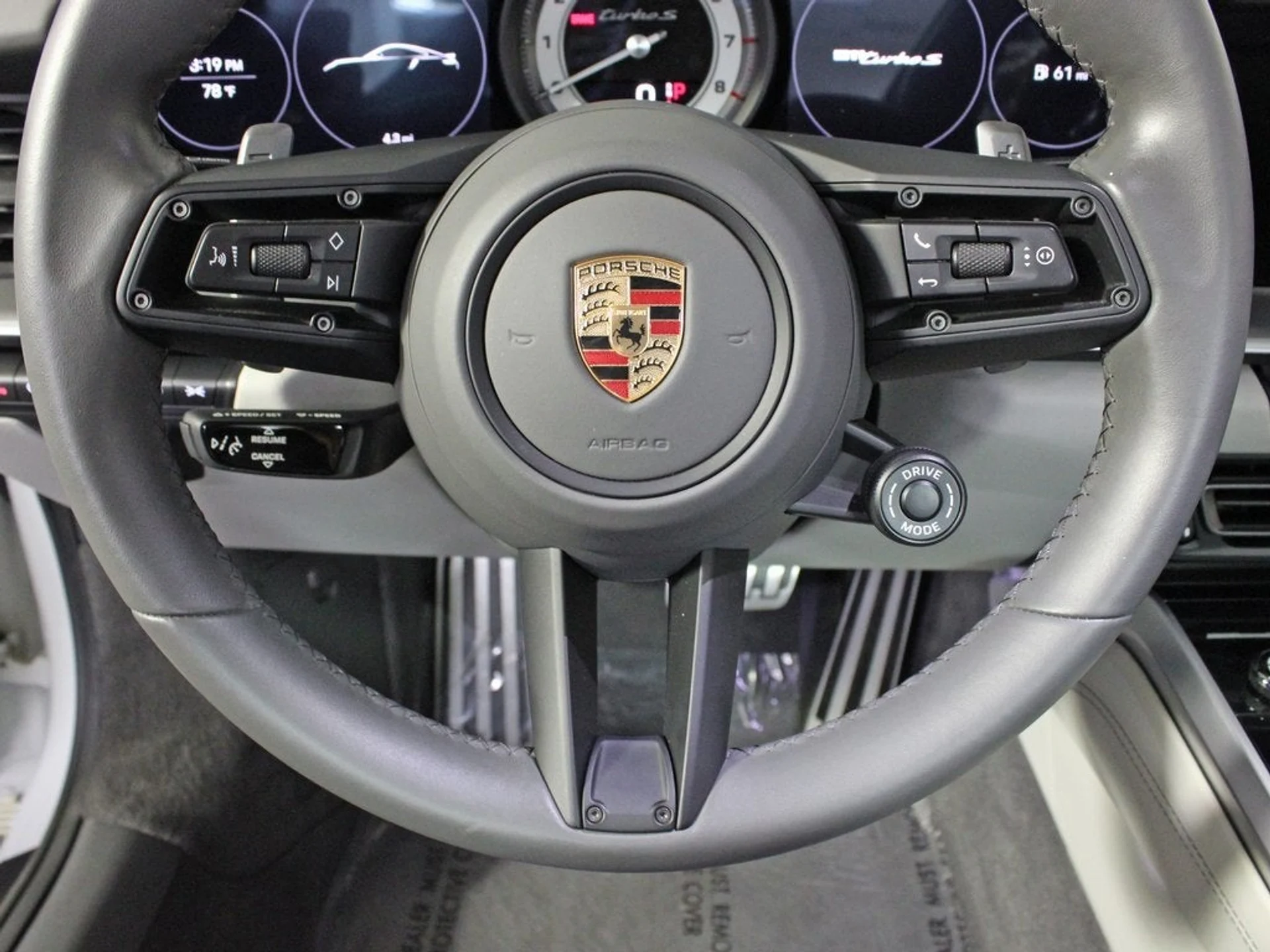 mph025_2185087204_26_f679db55cf