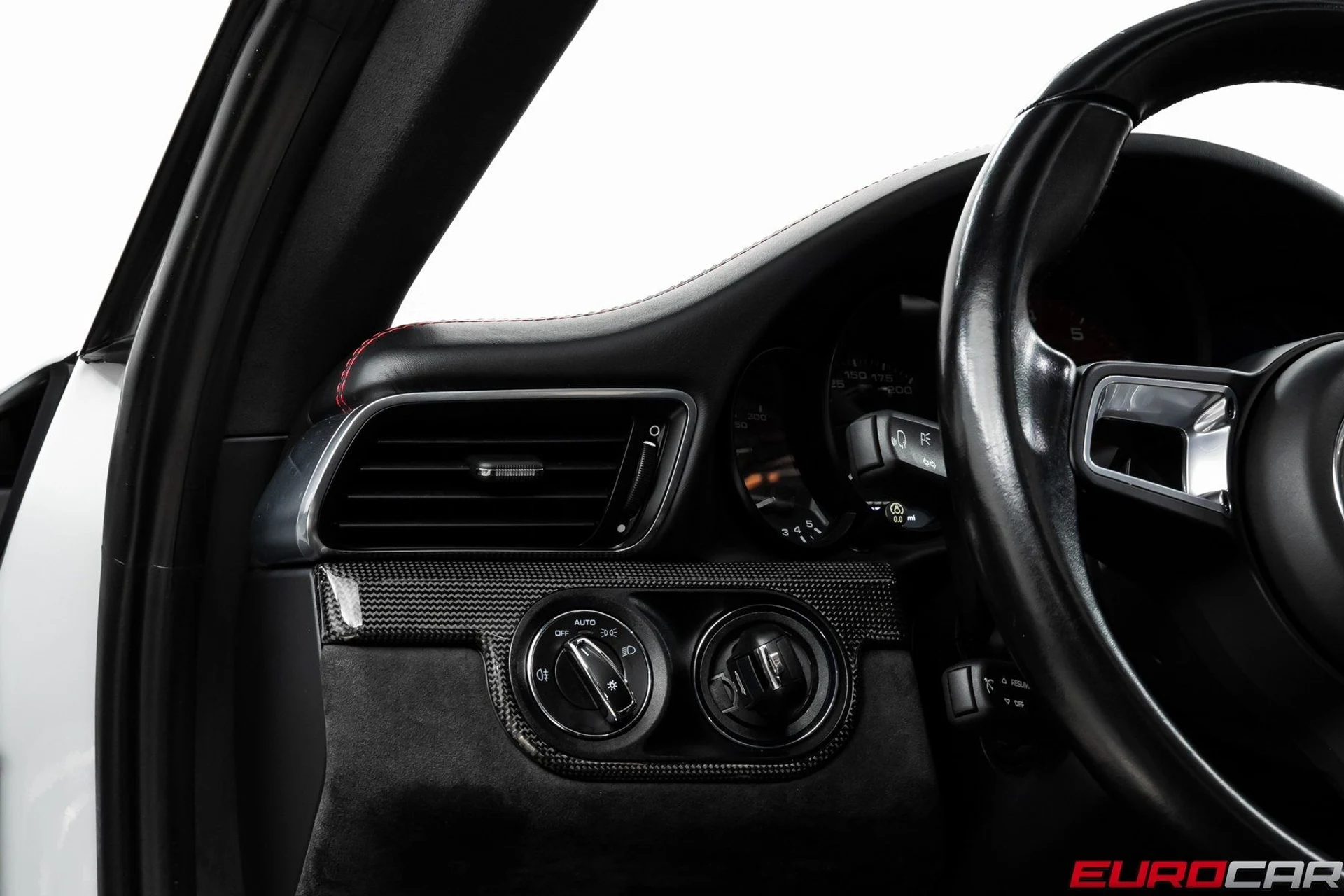 mph025_2186233604_image_26_149beb3380