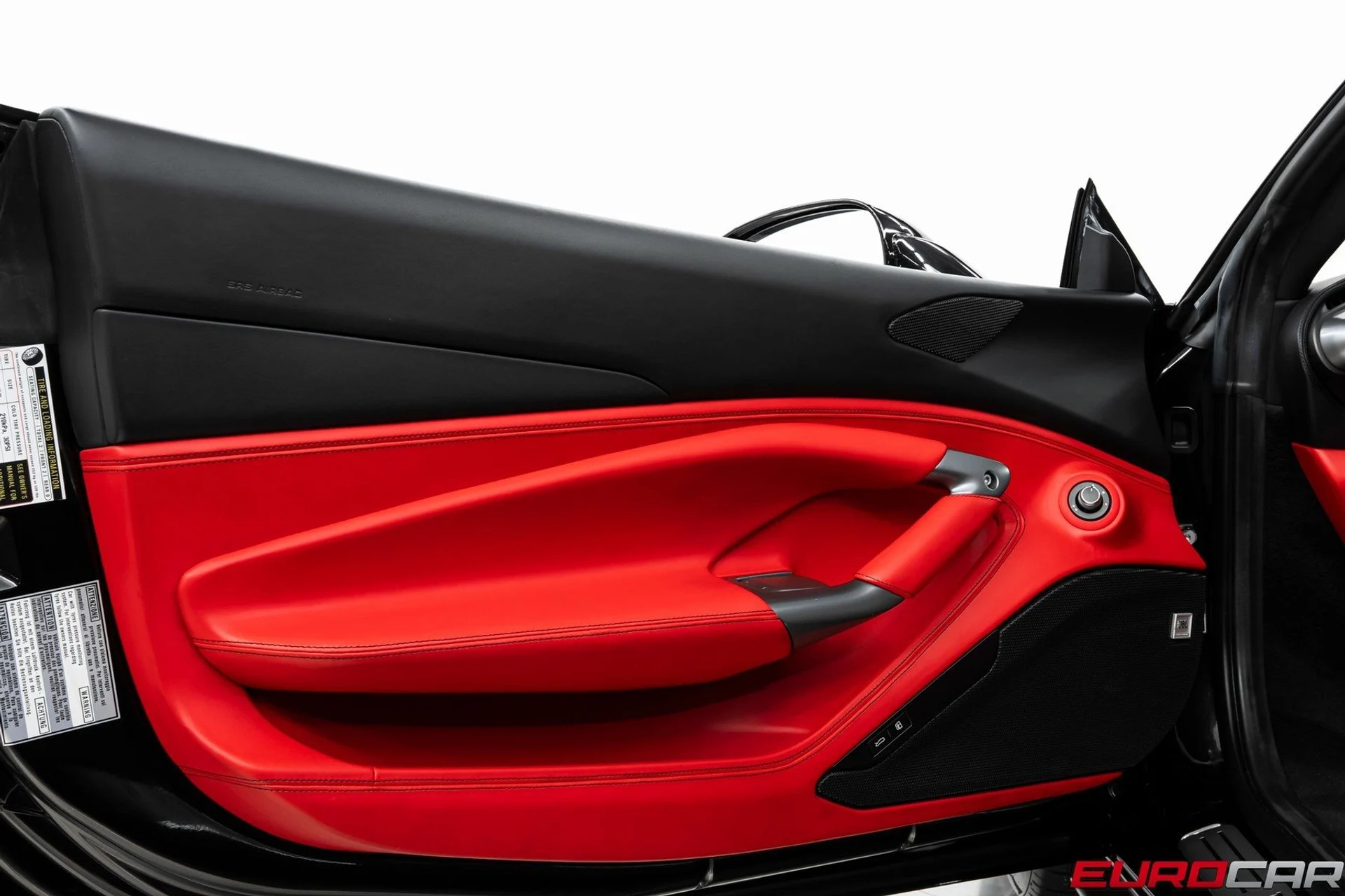 mph025_2189146318_image_26_62f1f1800e