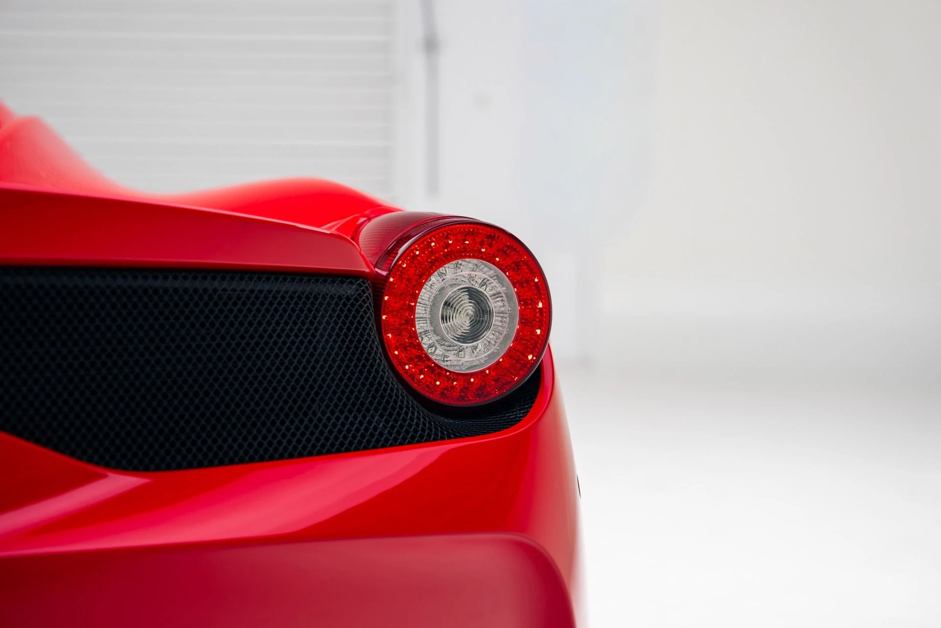 mph025_2194194570_Used_2015_Ferrari_458_Speciale_1766529328_c45e595e7d