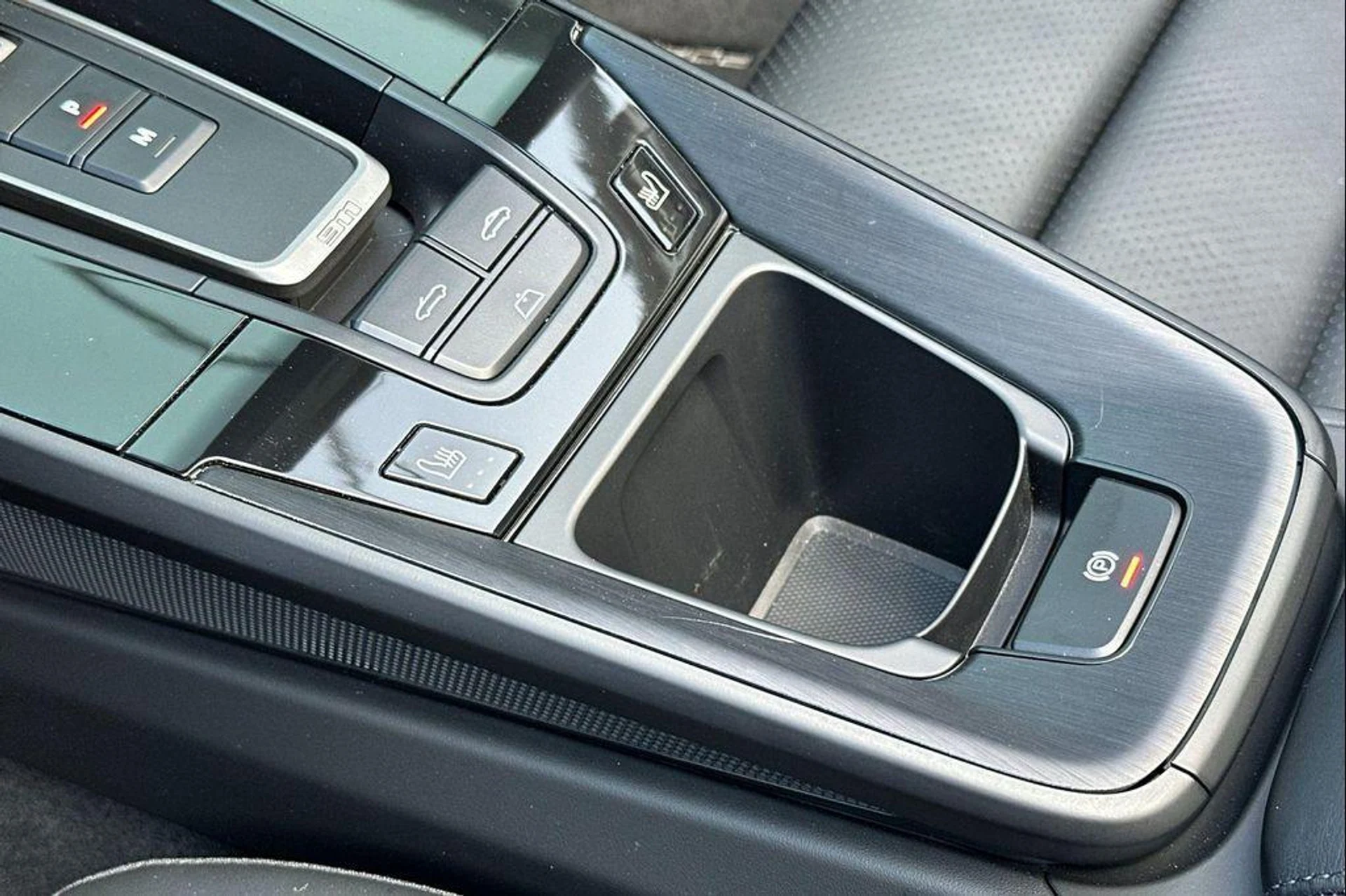 mph025_2207225264_gt3eaptj_Zs0_By_I_Pg_Ju_Gv_O0_PO_Cv_A_8425c4e3e9