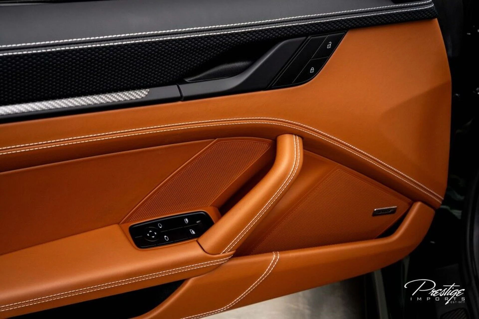 mph025_2209762412_0005e6af54b07f28b01b3edabd21ee05_803227e9a6