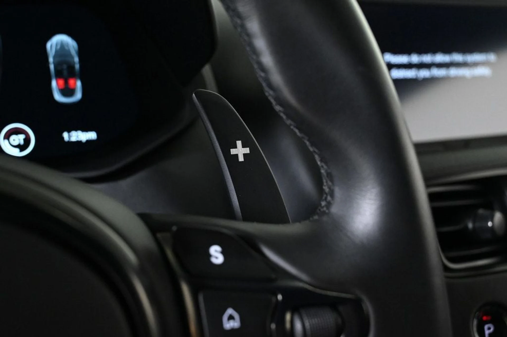 mph025_2212471953_used_2021_aston_martin_dbs_superleggera_11350_22941074_25_1024_551b478fff