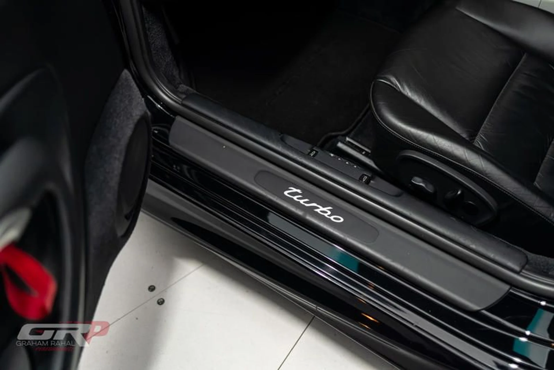 mph025_2225186047_C57_AC_385_1589_442_C_814_F_810898_B0_F57_B_db226231a4