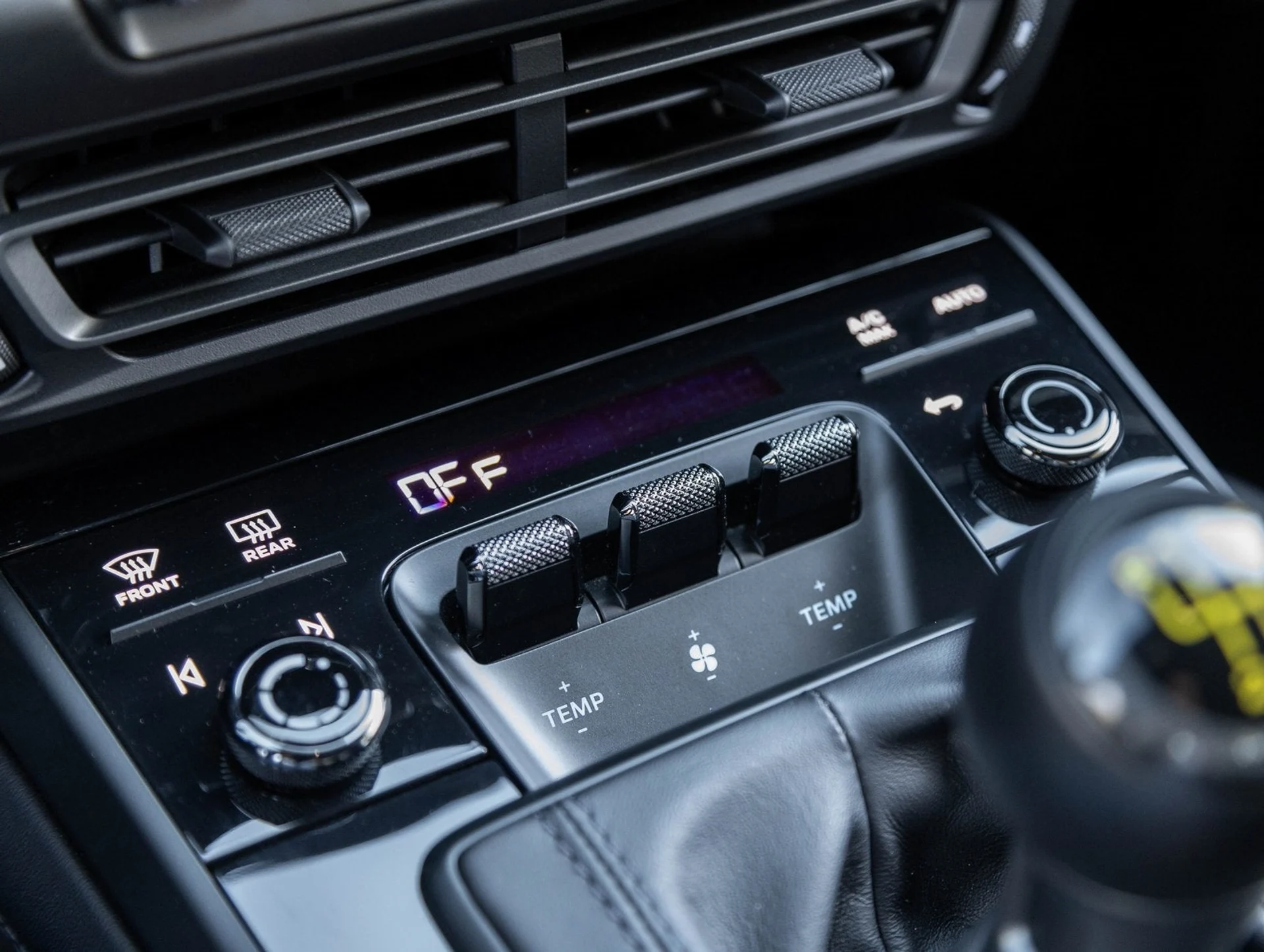 mph025_223011206_26_80a3694d9a