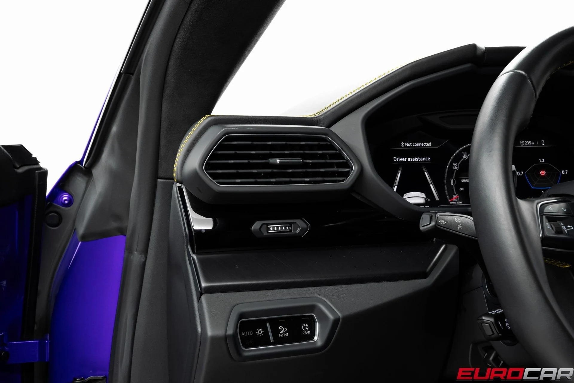 mph025_2235095257_image_26_c128a6b952