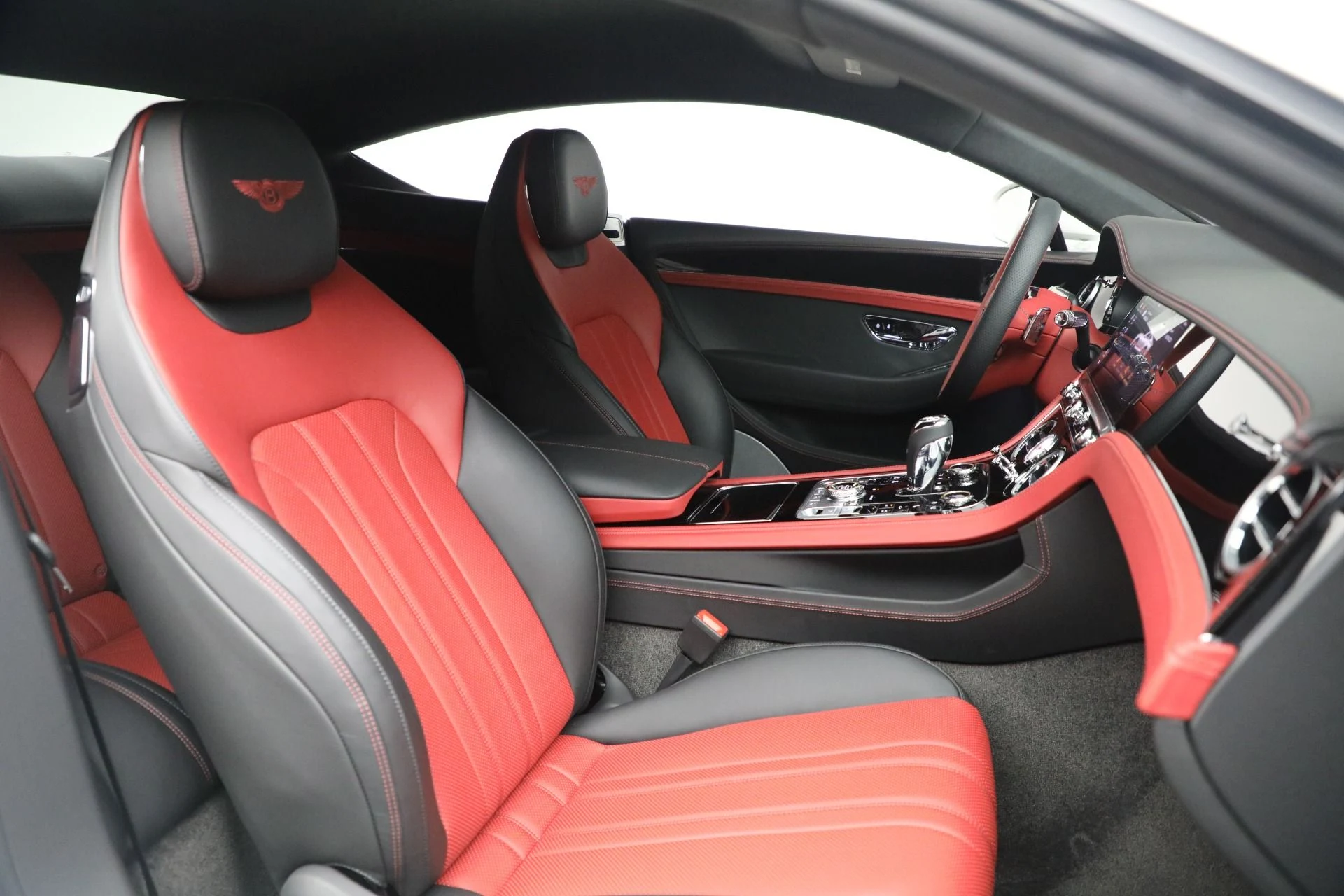 mph025_2237678788_Used_2024_Bentley_Continental_GT_V8_896dd2095f