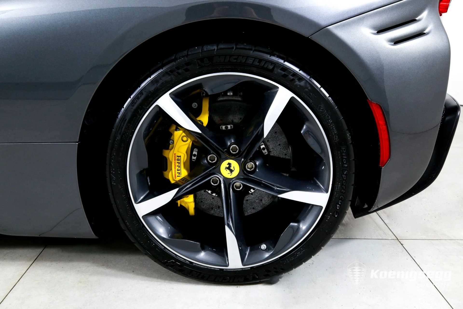 mph025_2239522597_Used_2022_Ferrari_SF_90_Spider_1775660479_0d1545b58c