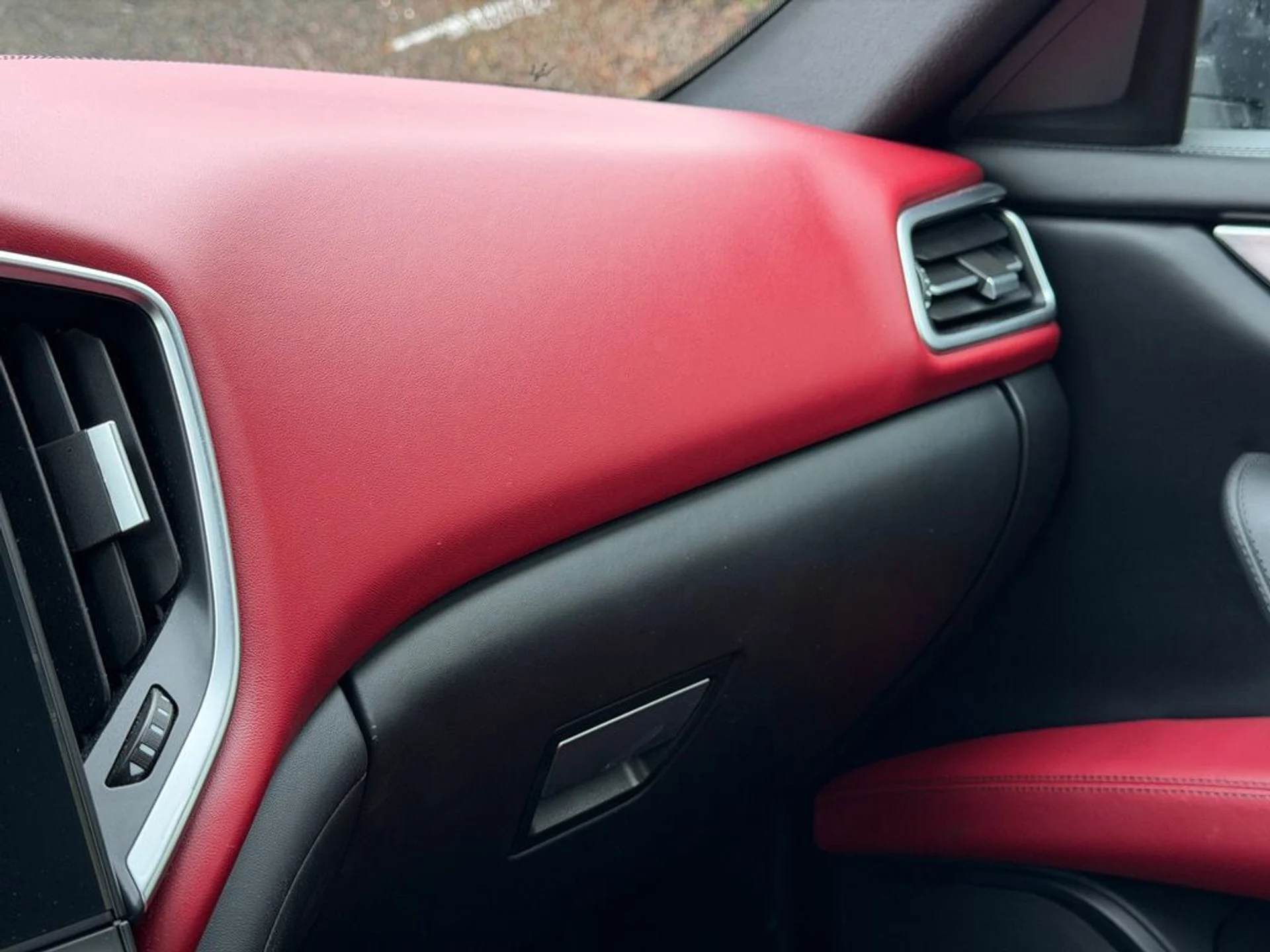 mph025_2242061045_02eb01347b8b4086bc421e85d31a9d0c_21b085c5e9