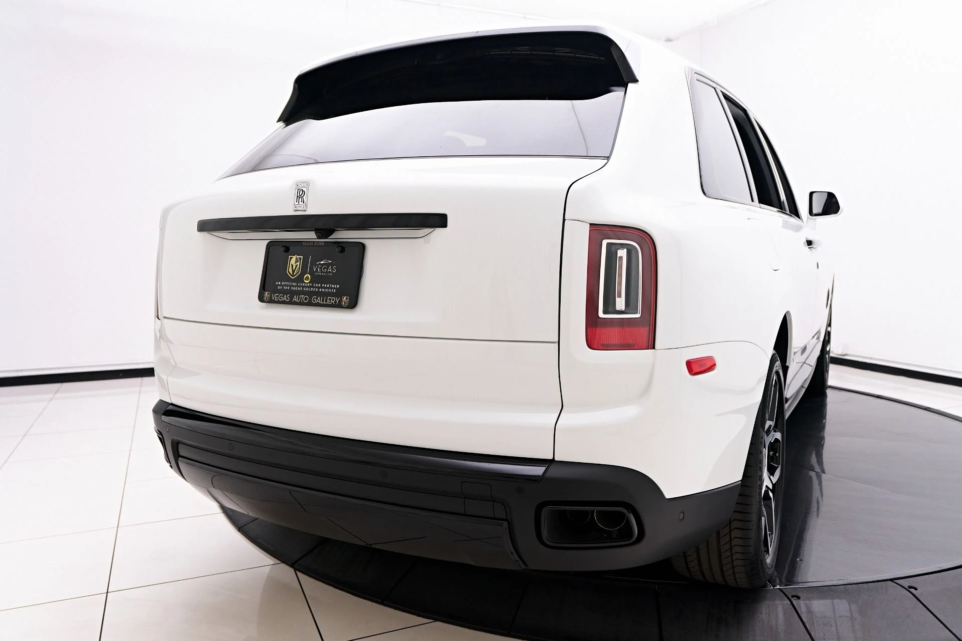 mph025_2242601482_Used_2024_Rolls_Royce_Cullinan_Base_1754099306_6636c63ebc