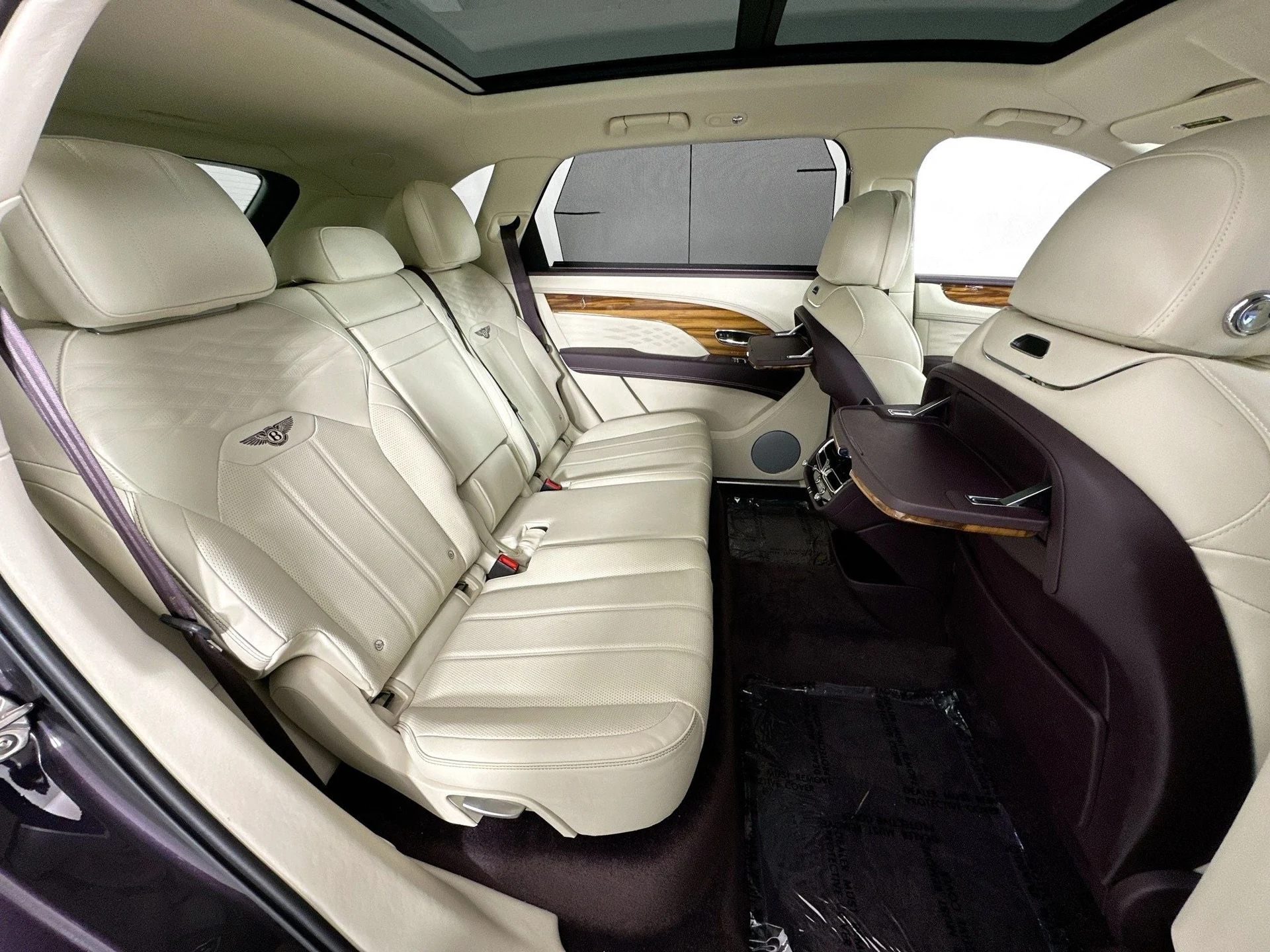 mph025_2242865939_26_73cbb6a5d4